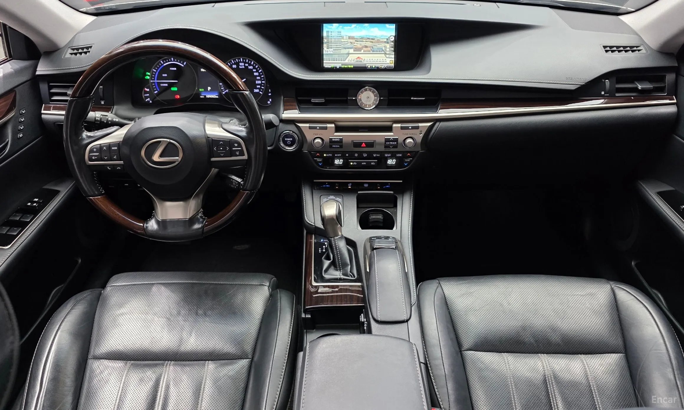 Lexus New ES300h превью 7