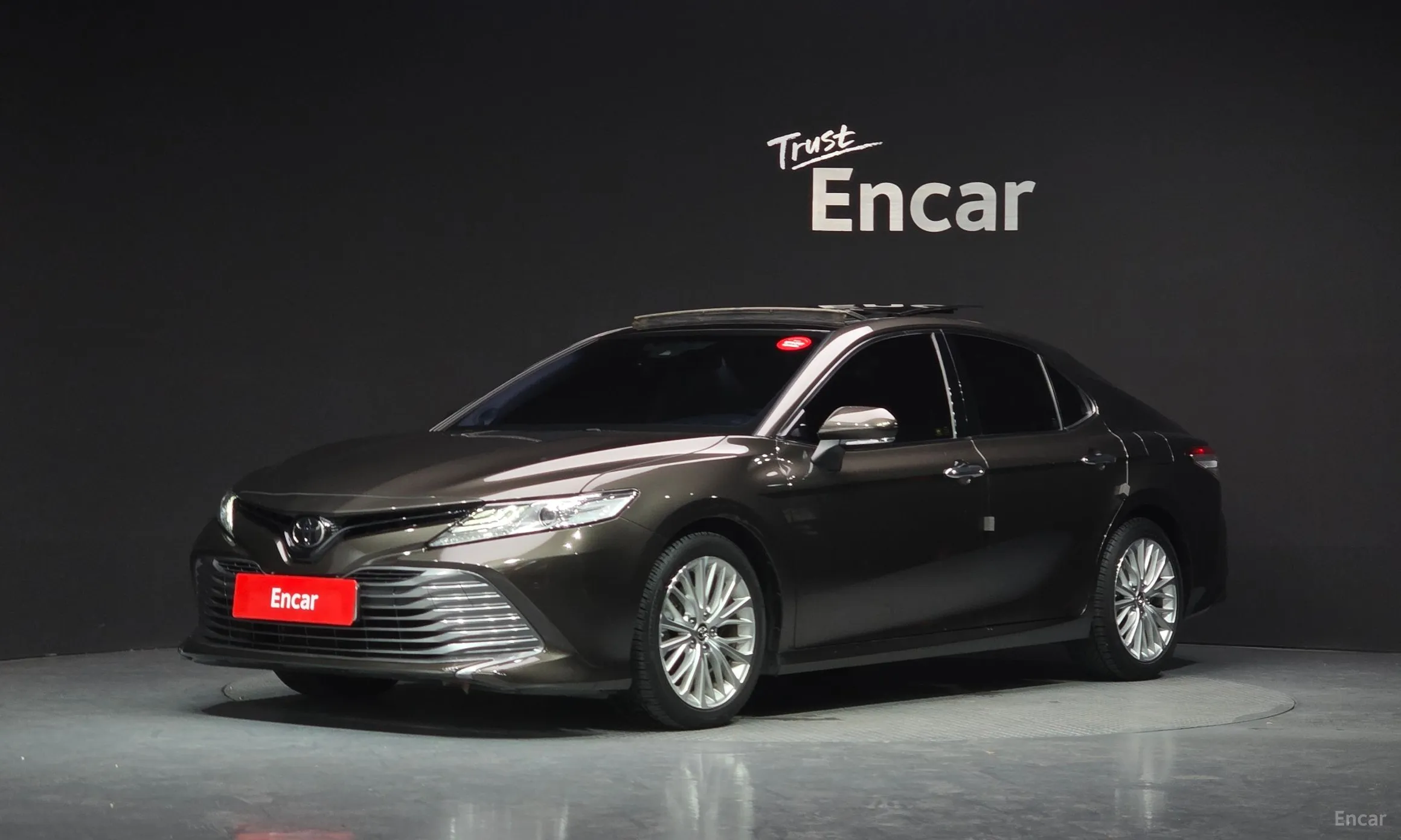Toyota Camry (XV70)