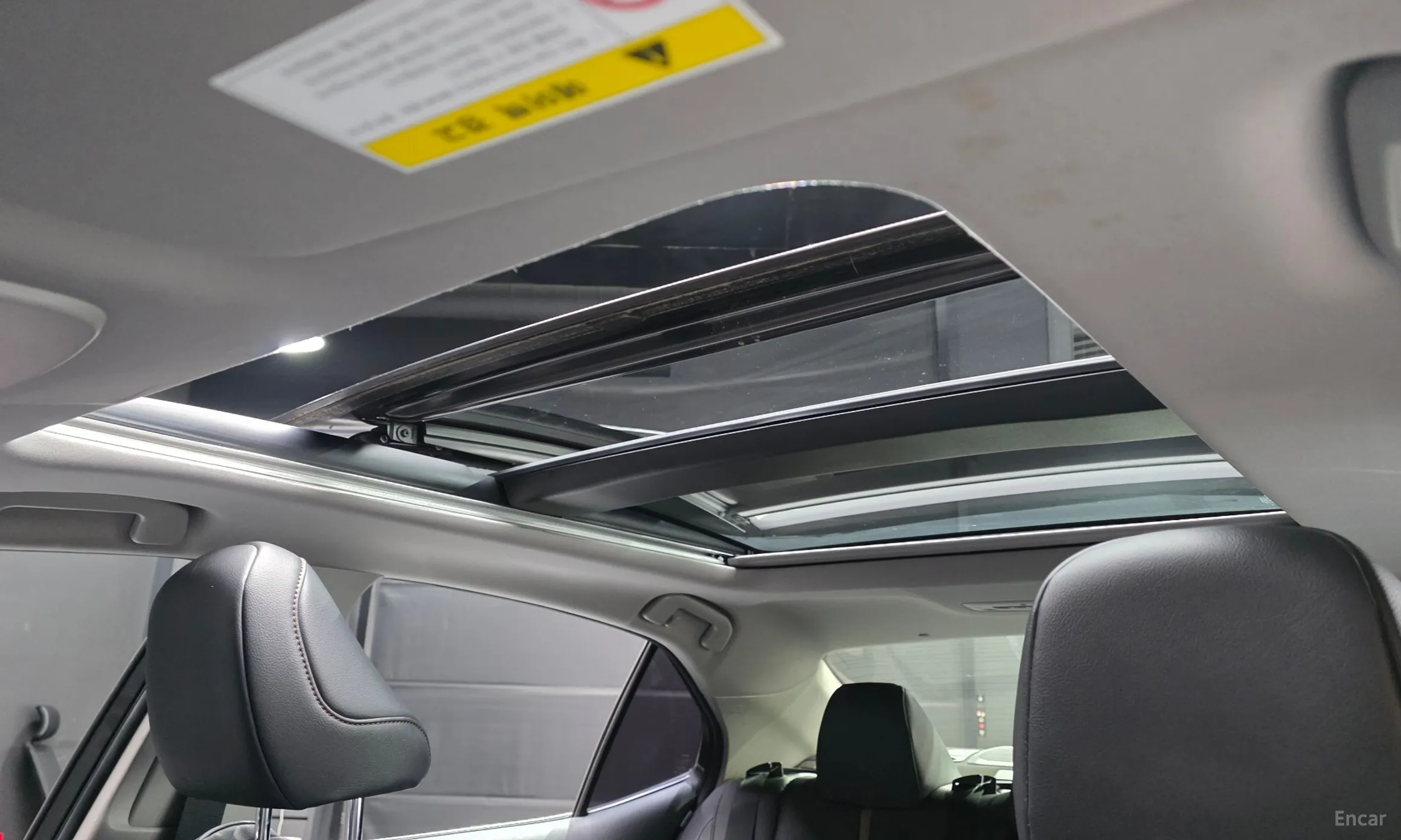Toyota Camry (XV70) превью 17