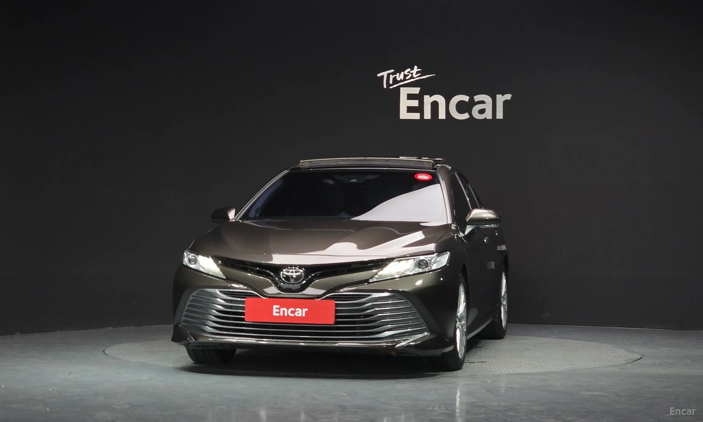 Toyota Camry (XV70) превью 3