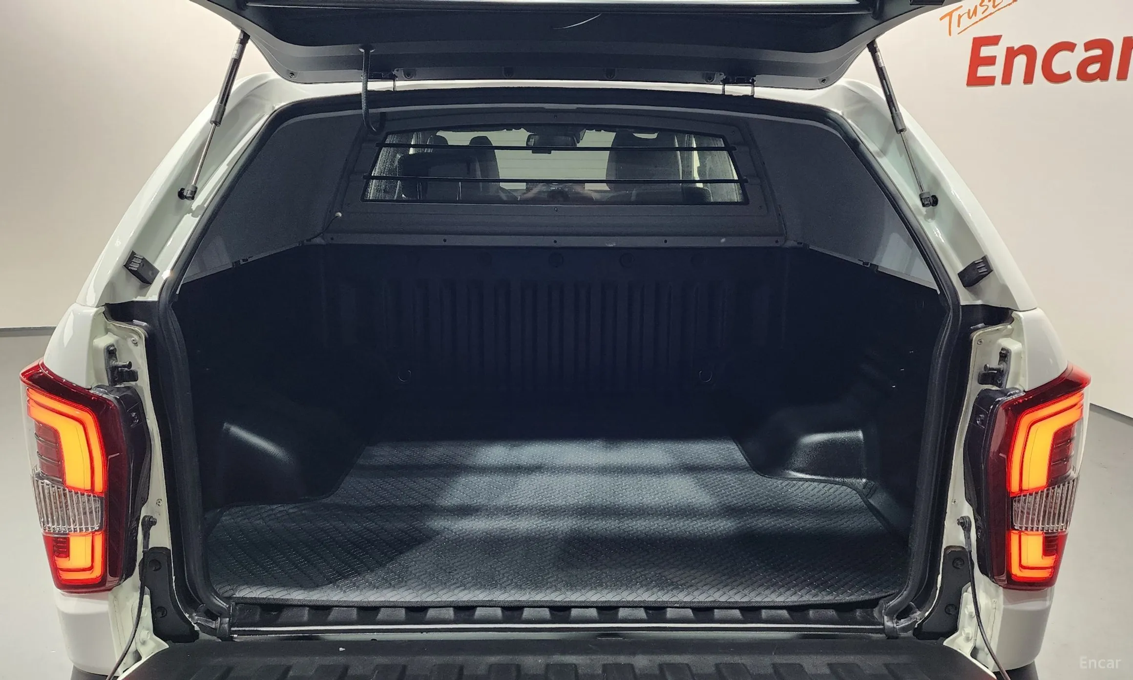 KG Mobility (SsangYong) Rexton Sports превью 19