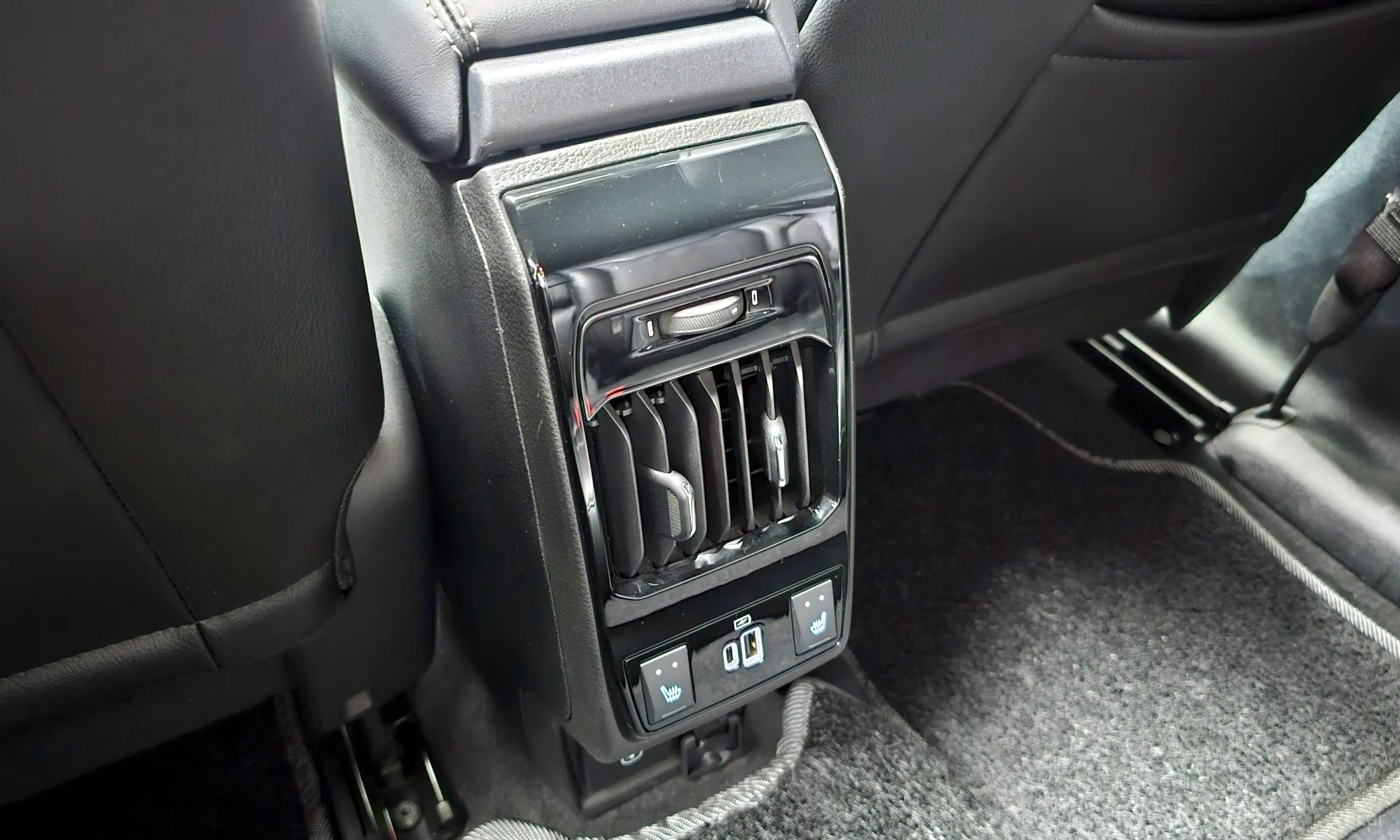 Jeep Compass 2nd Generation превью 17