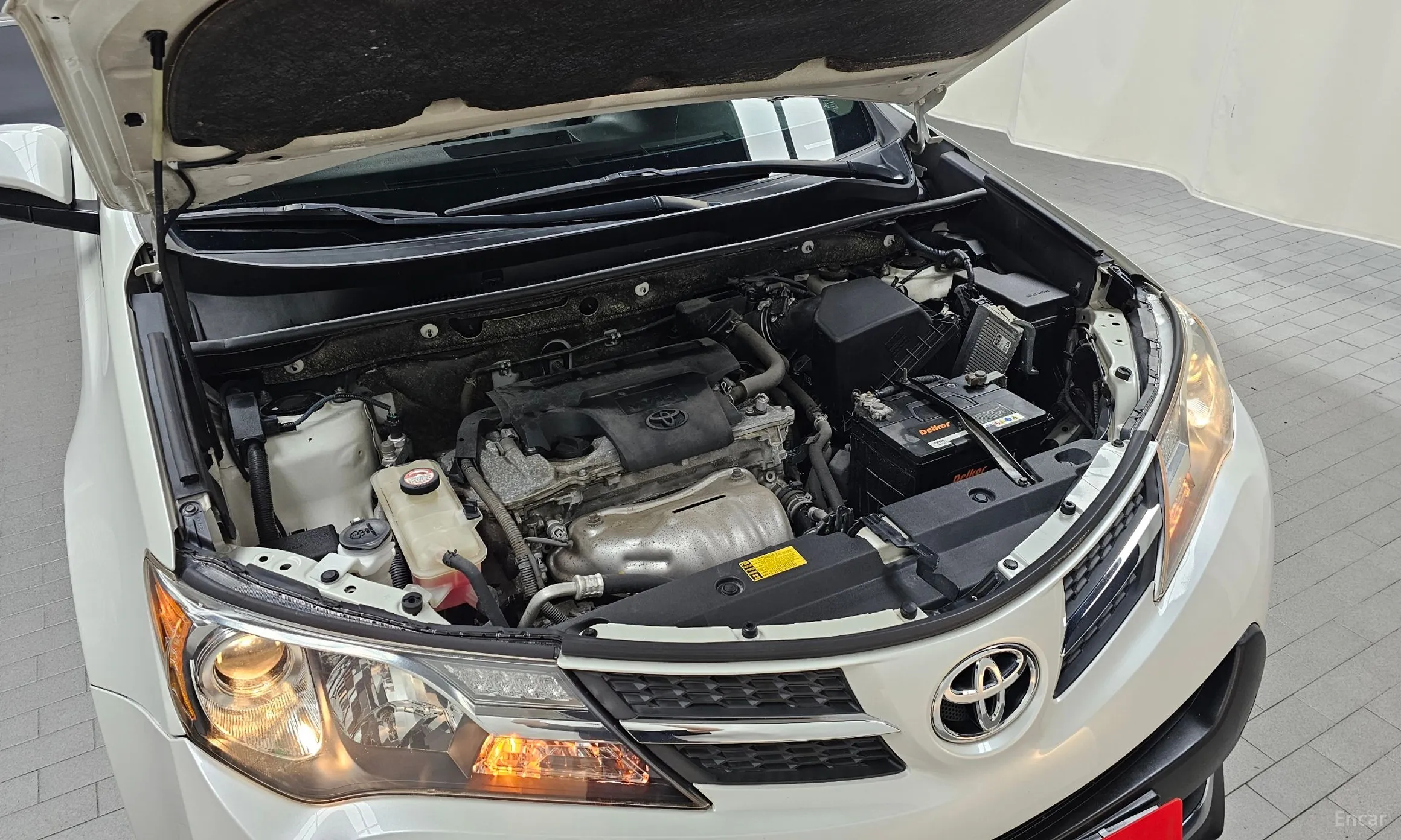 Toyota RAV4 превью 6