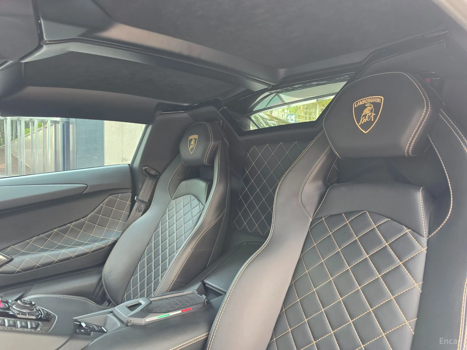 Lamborghini Aventador превью 7
