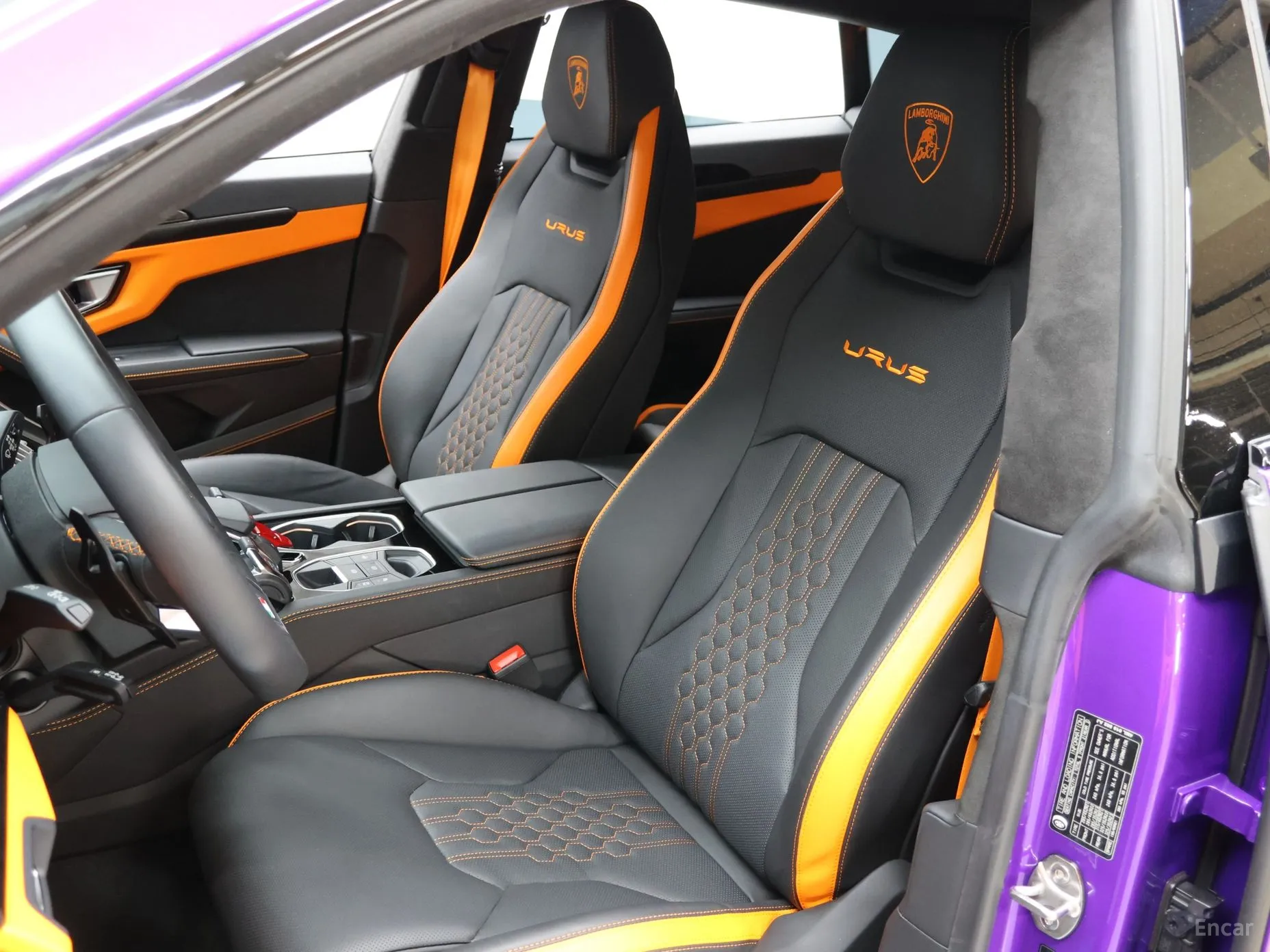 Lamborghini Urus превью 11