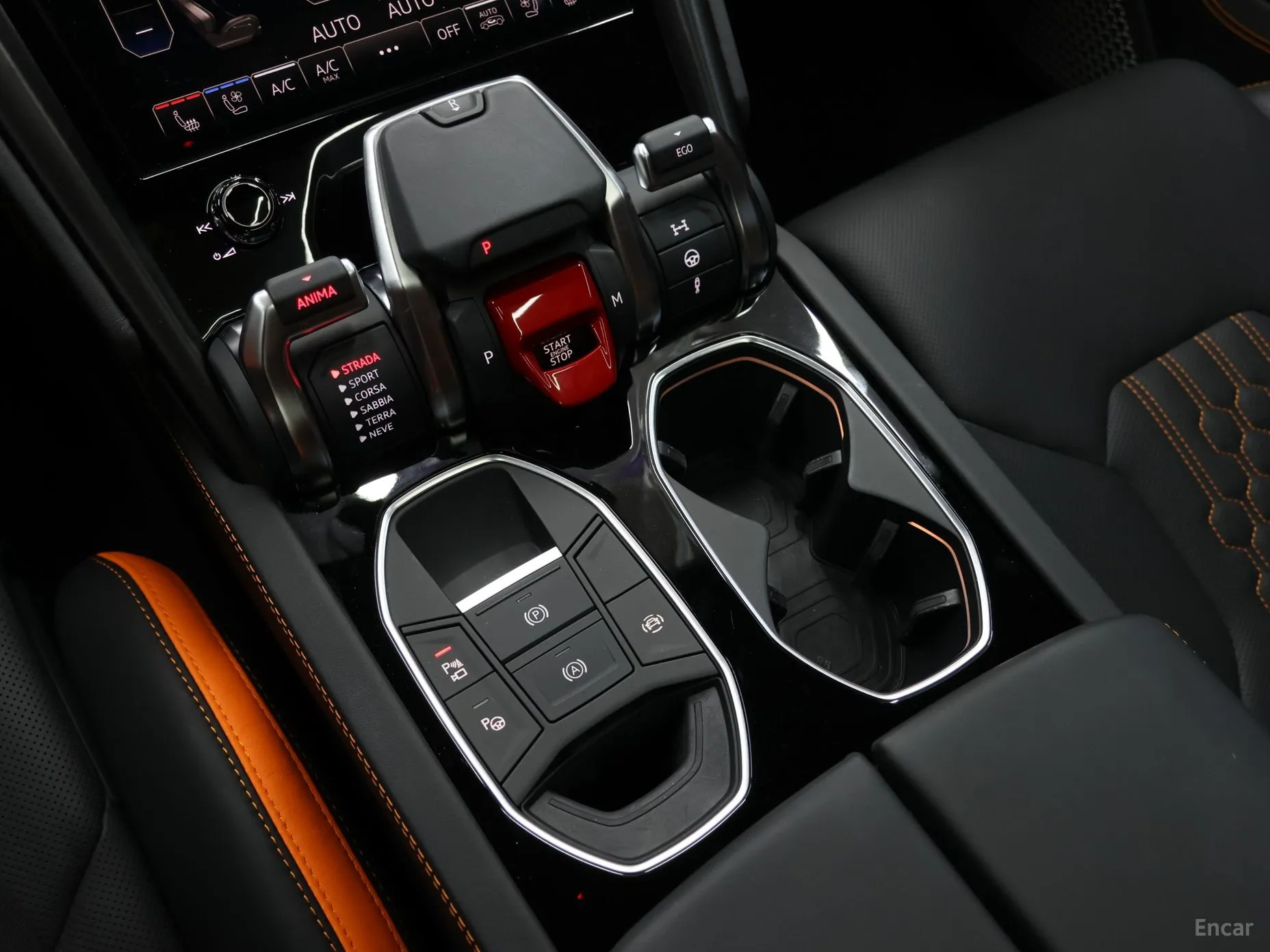 Lamborghini Urus превью 13