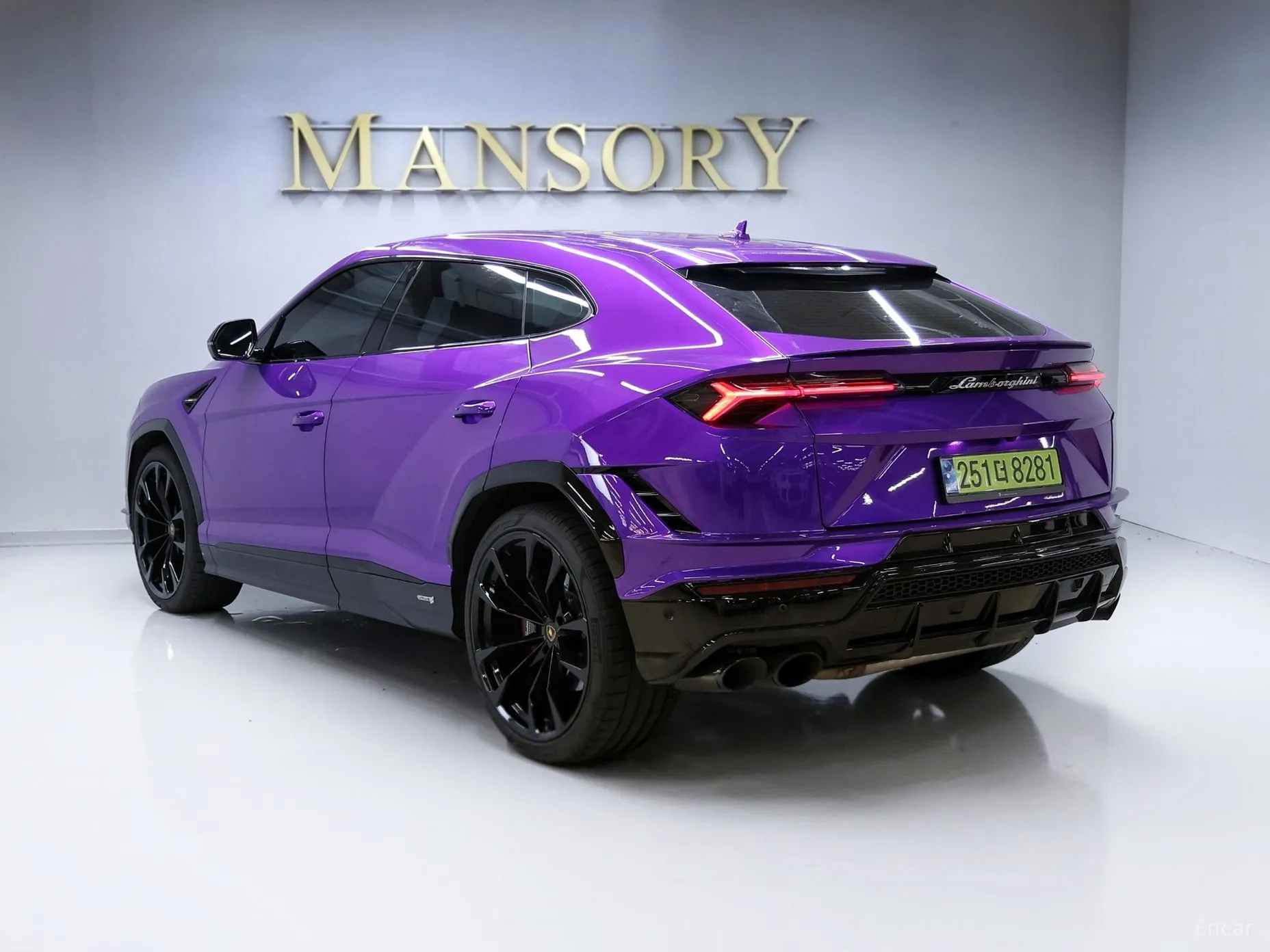 Lamborghini Urus превью 3