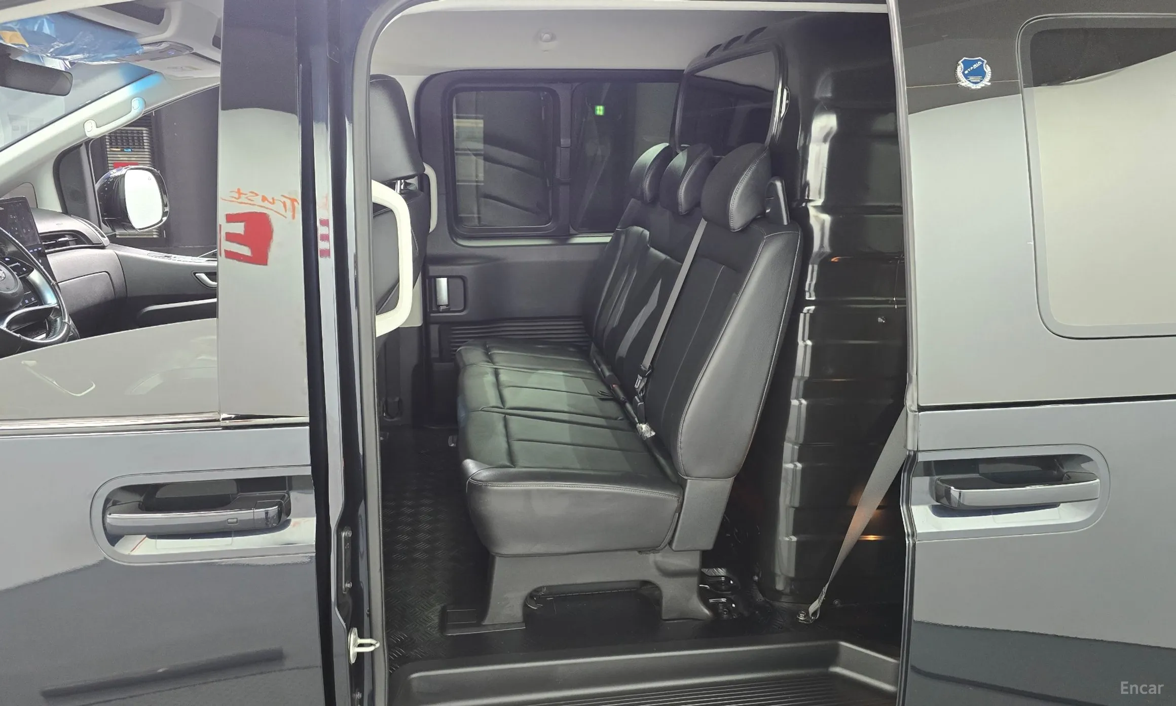 Hyundai Staria превью 11