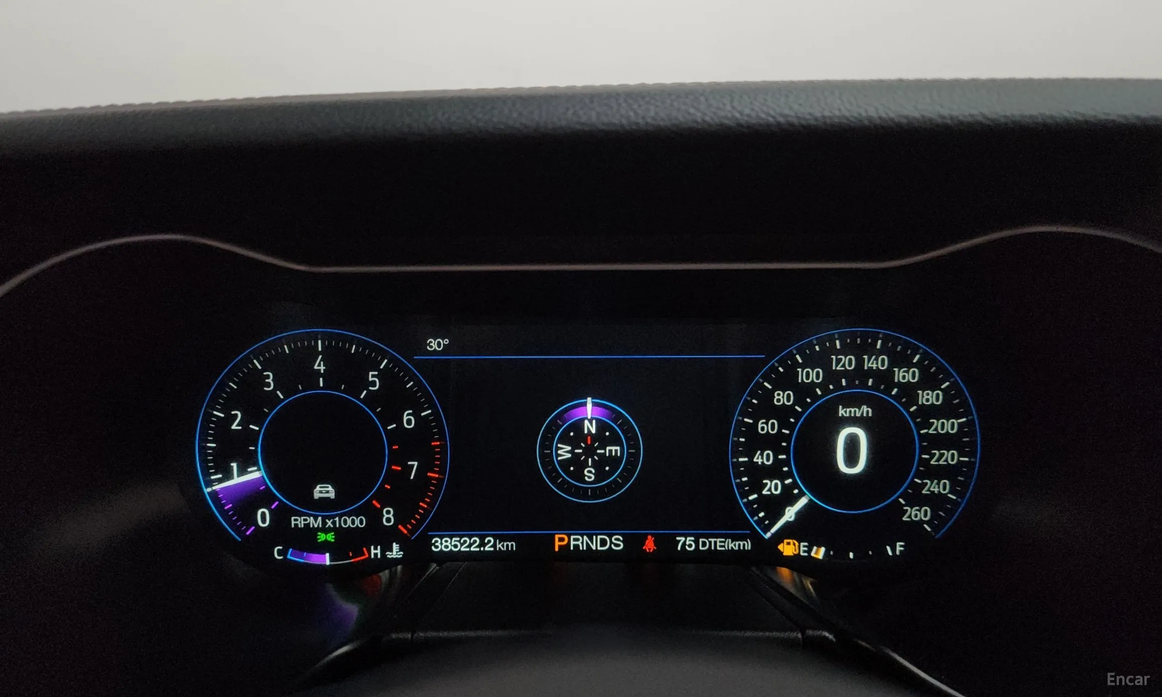 Ford Mustang превью 8