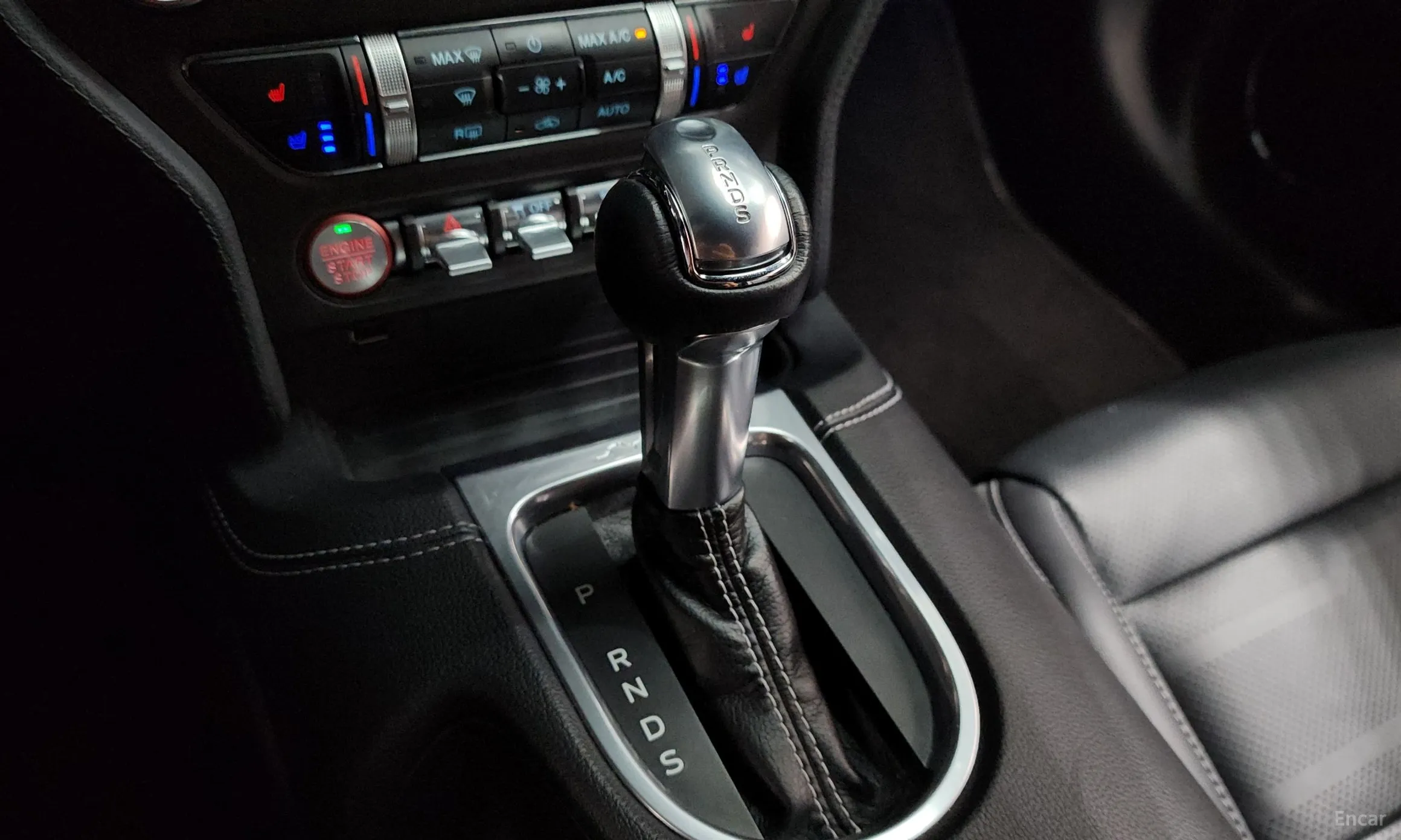 Ford Mustang превью 9
