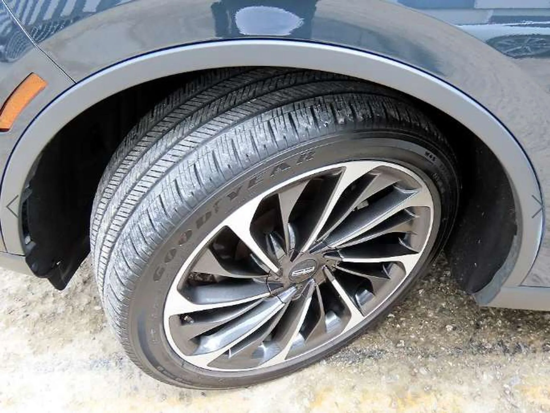 Lincoln Aviator 2nd Generation превью 20