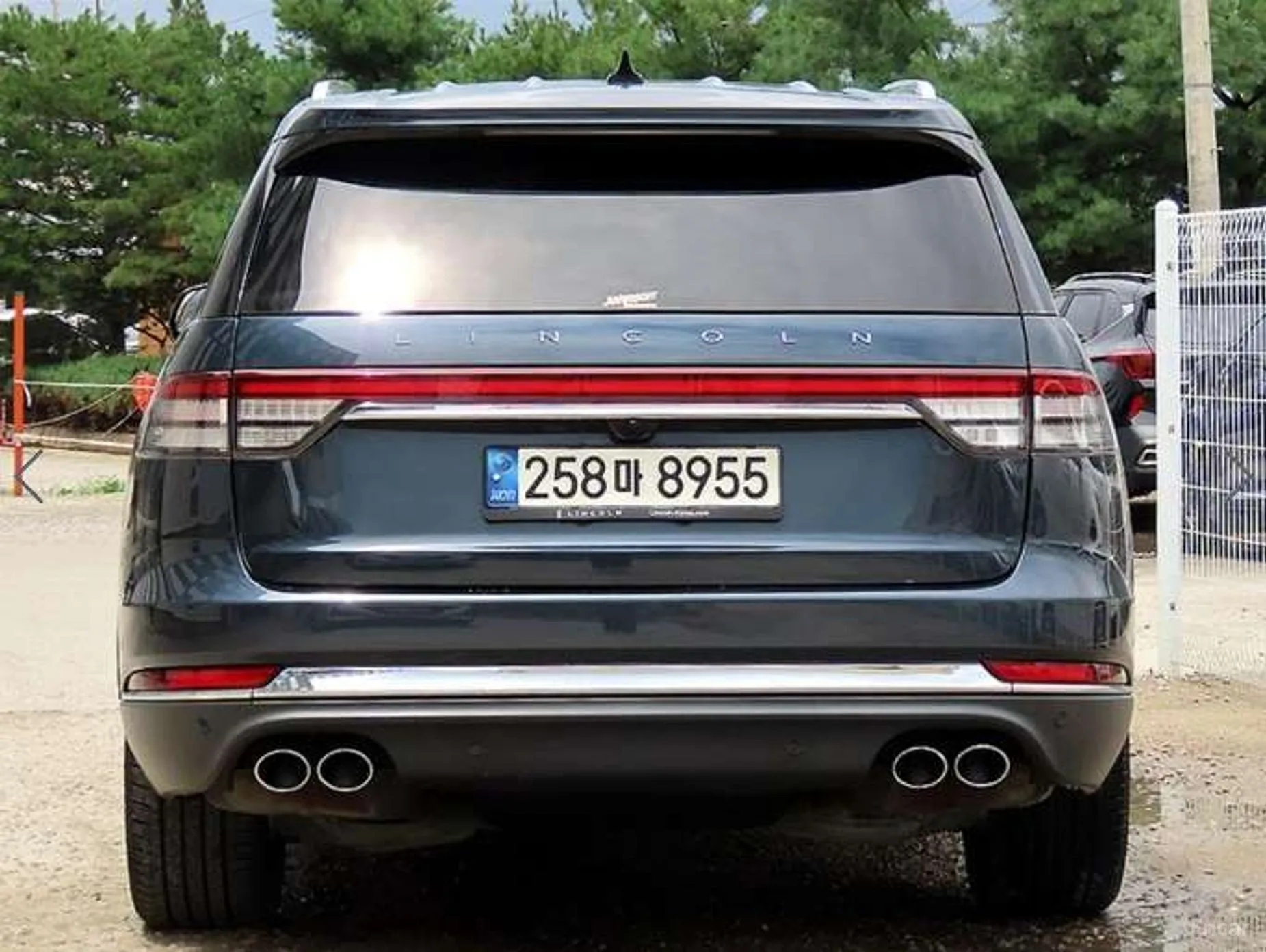 Lincoln Aviator 2nd Generation превью 4