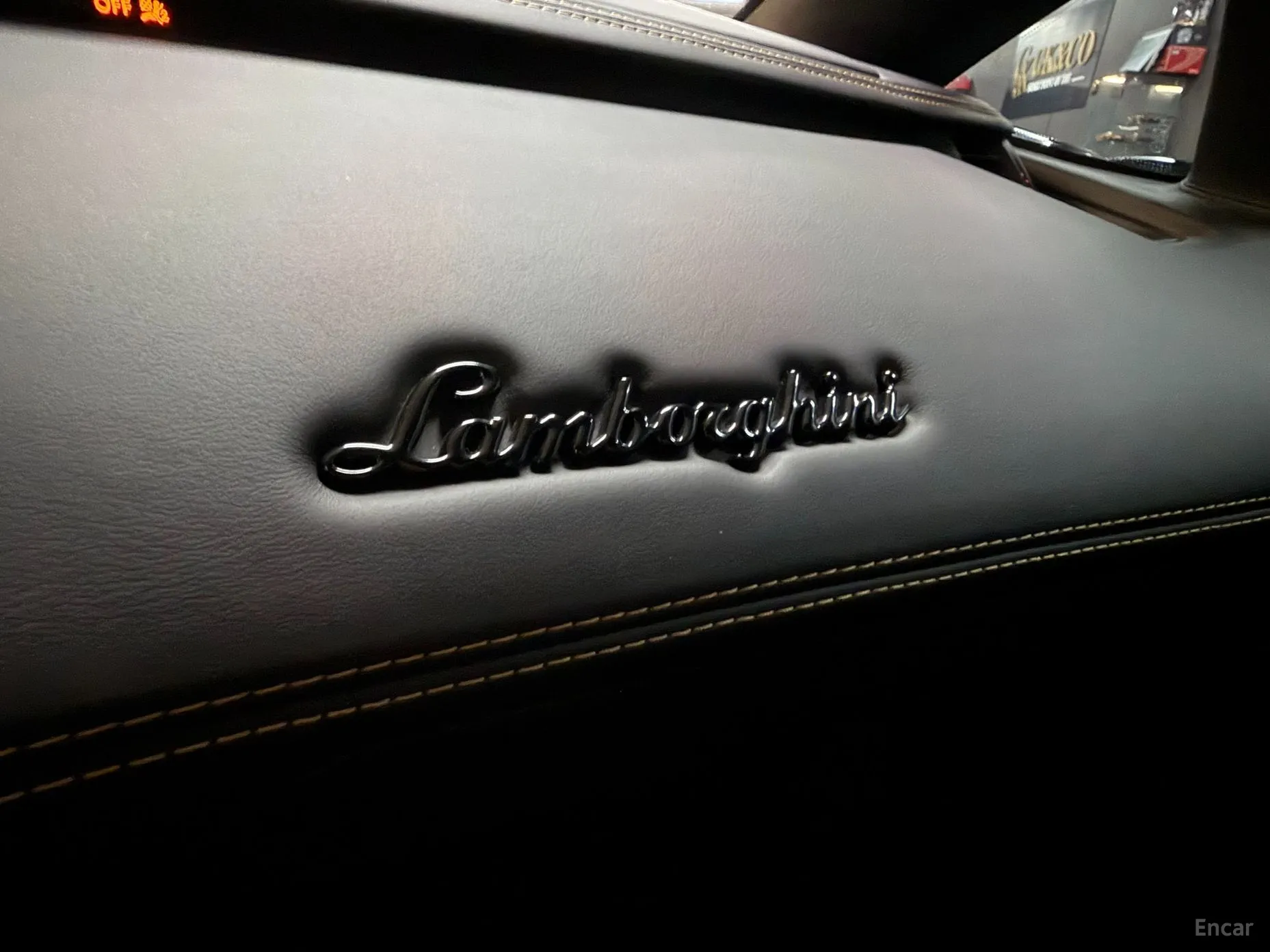 Lamborghini Aventador превью 16