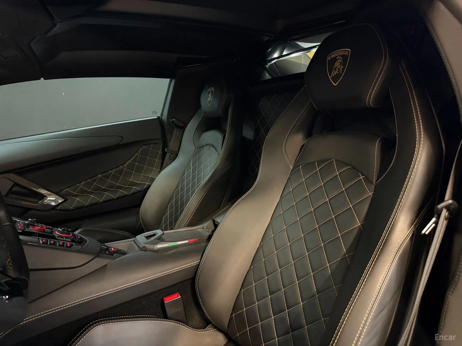 Lamborghini Aventador превью 7