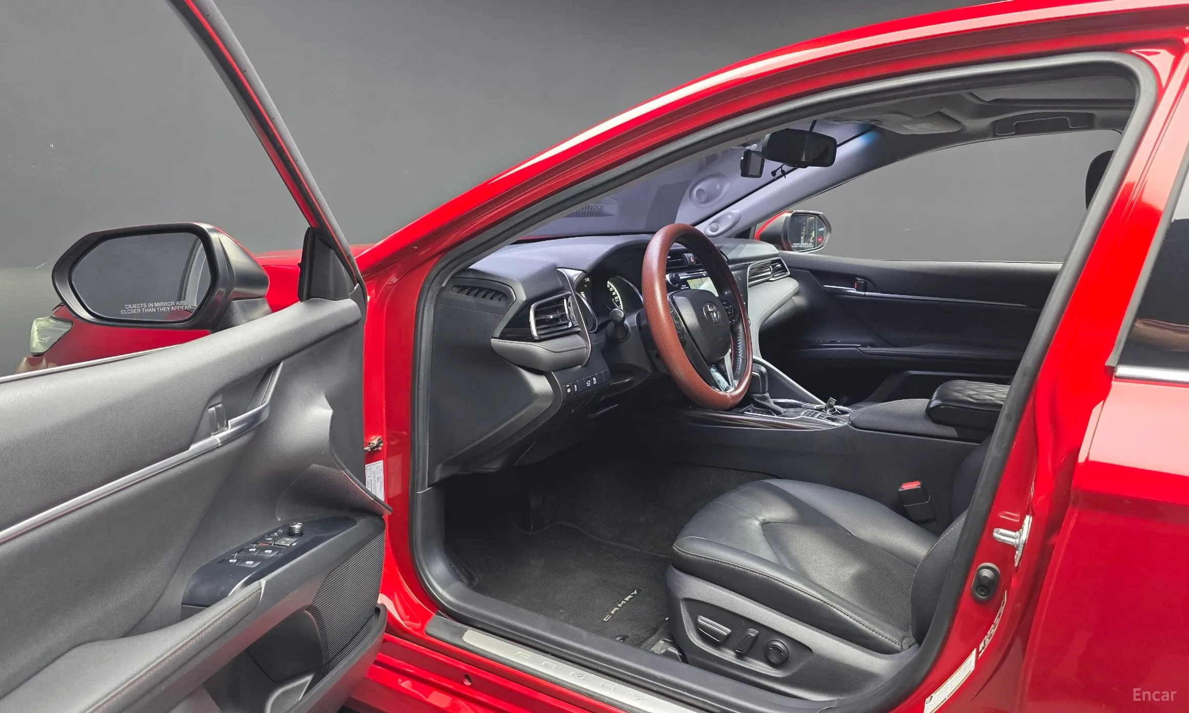 Toyota Camry (XV70) превью 10