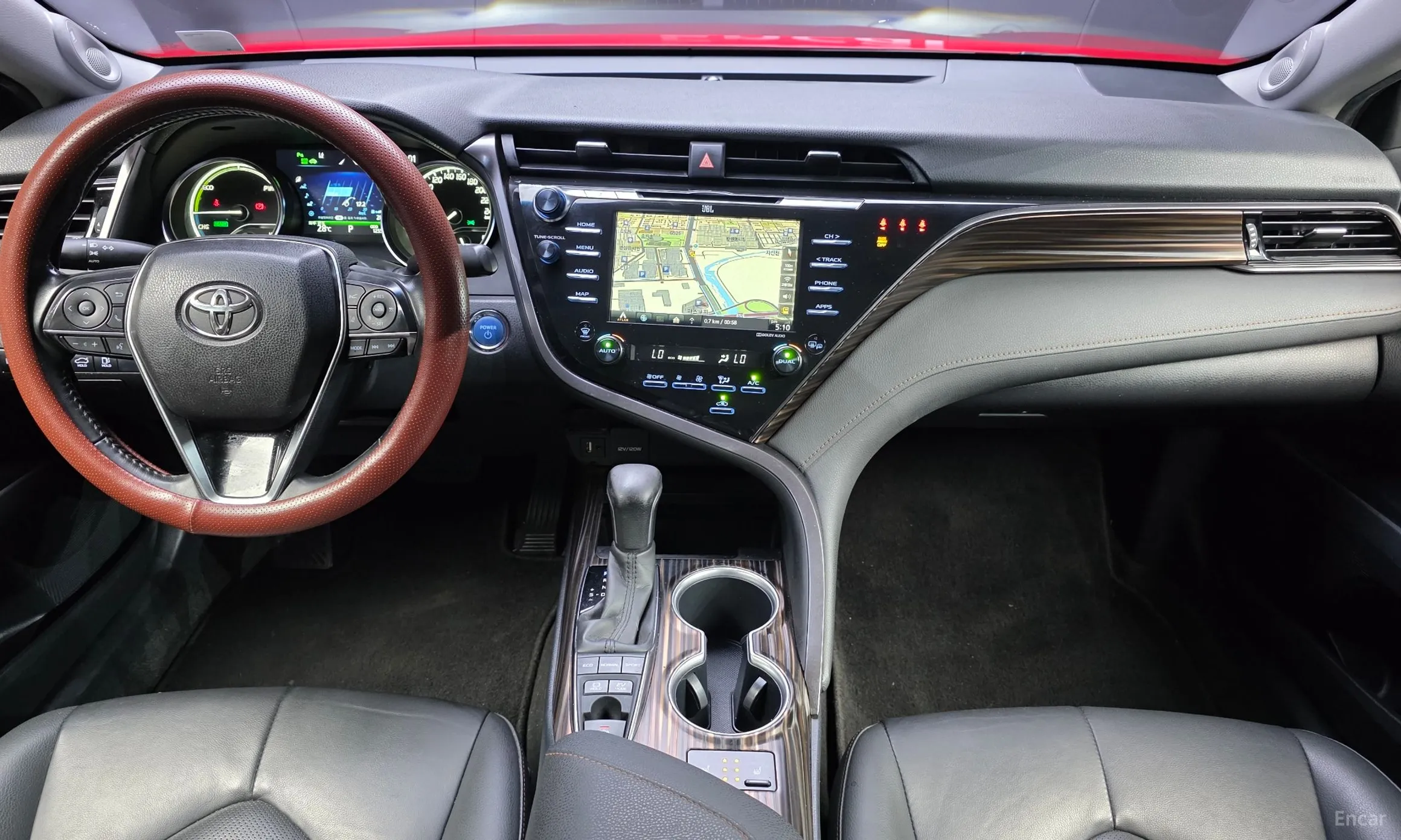 Toyota Camry (XV70) превью 7