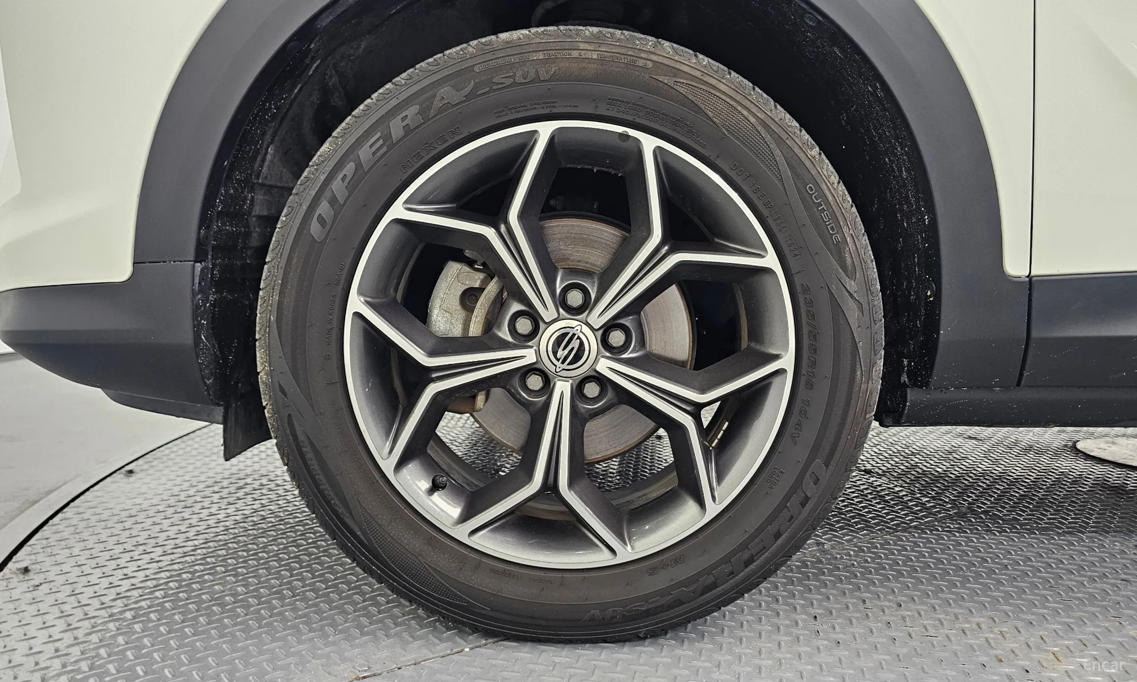 KG Mobility (SsangYong) Beautiful Korando превью 5