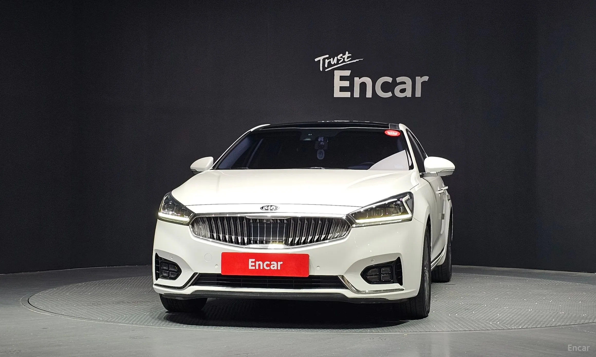 Kia K7 Hybrid превью 3