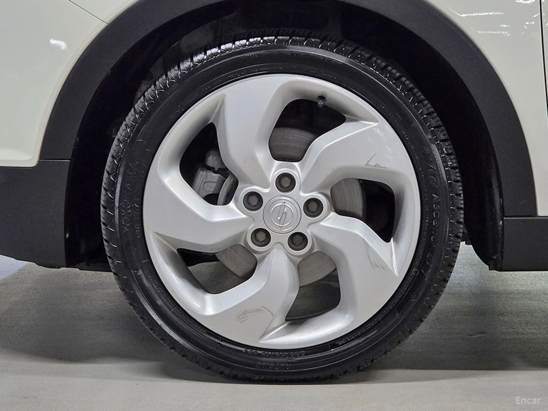 KG Mobility (SsangYong) Tivoli, Lazio превью 5