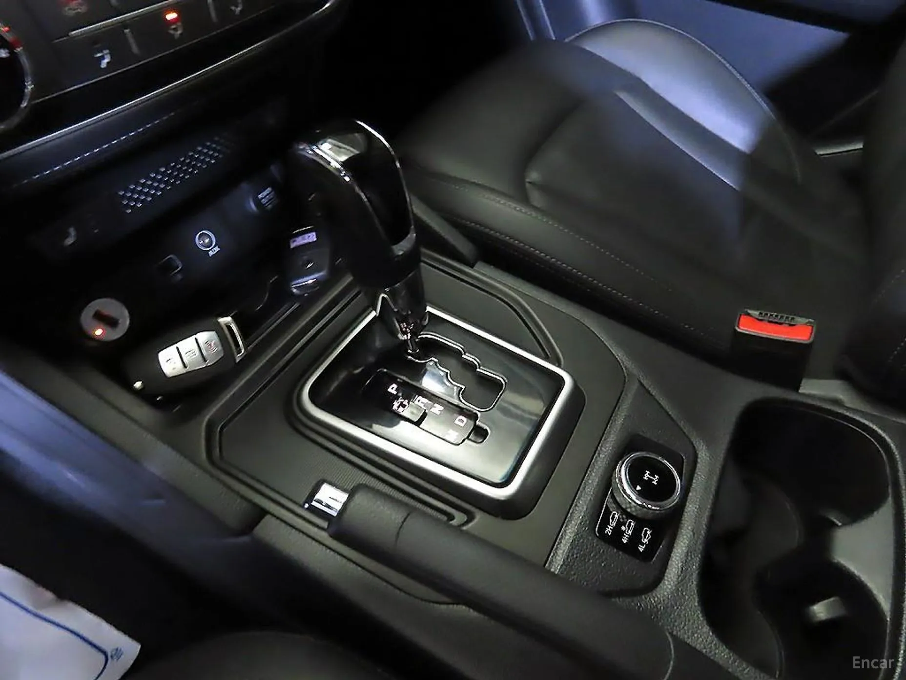 KG Mobility (SsangYong) Rexton Sports превью 13