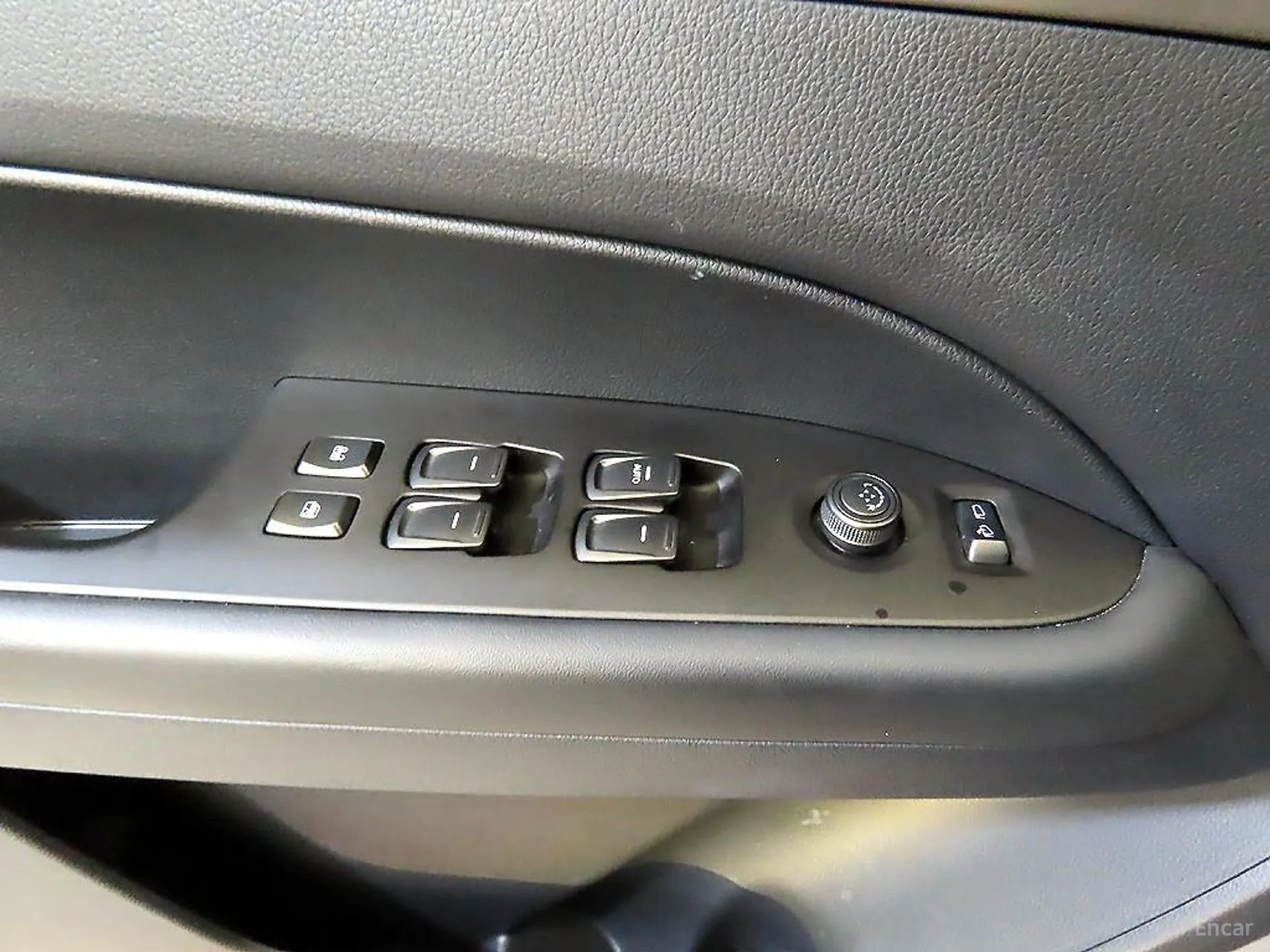 KG Mobility (SsangYong) Rexton Sports превью 17
