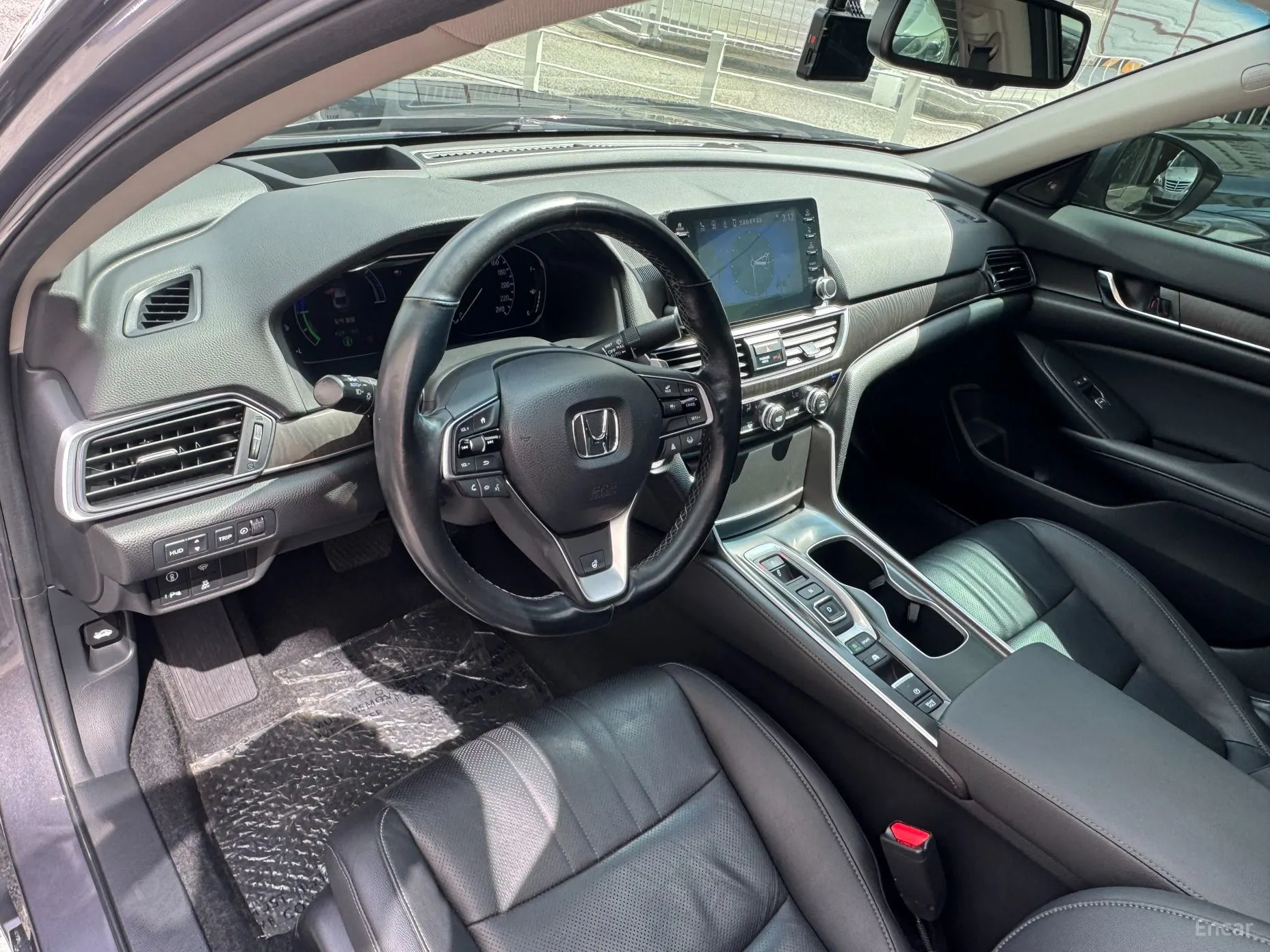 Honda Accord 10th Generation превью 10