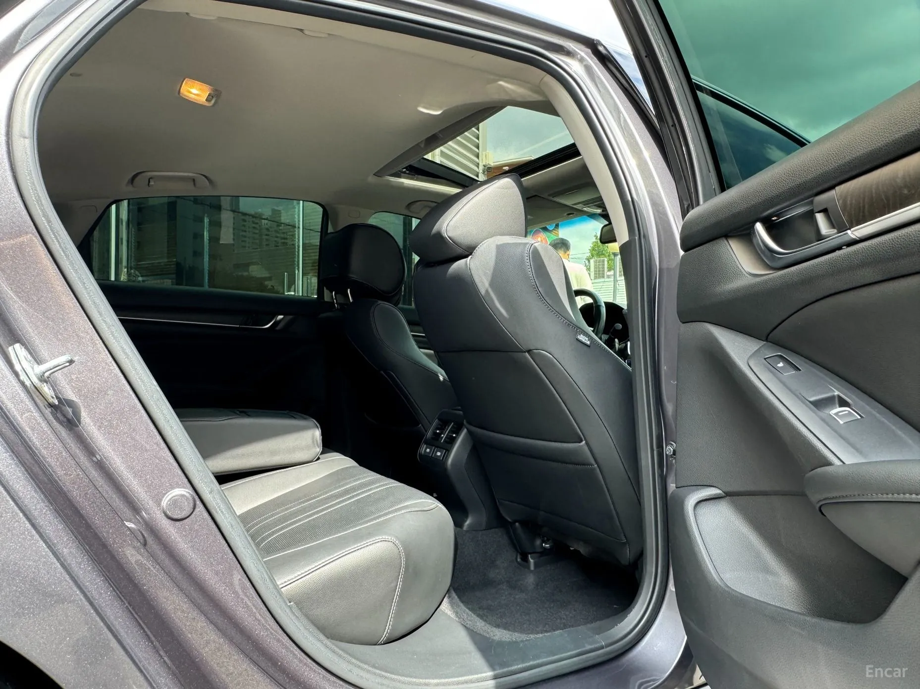 Honda Accord 10th Generation превью 20