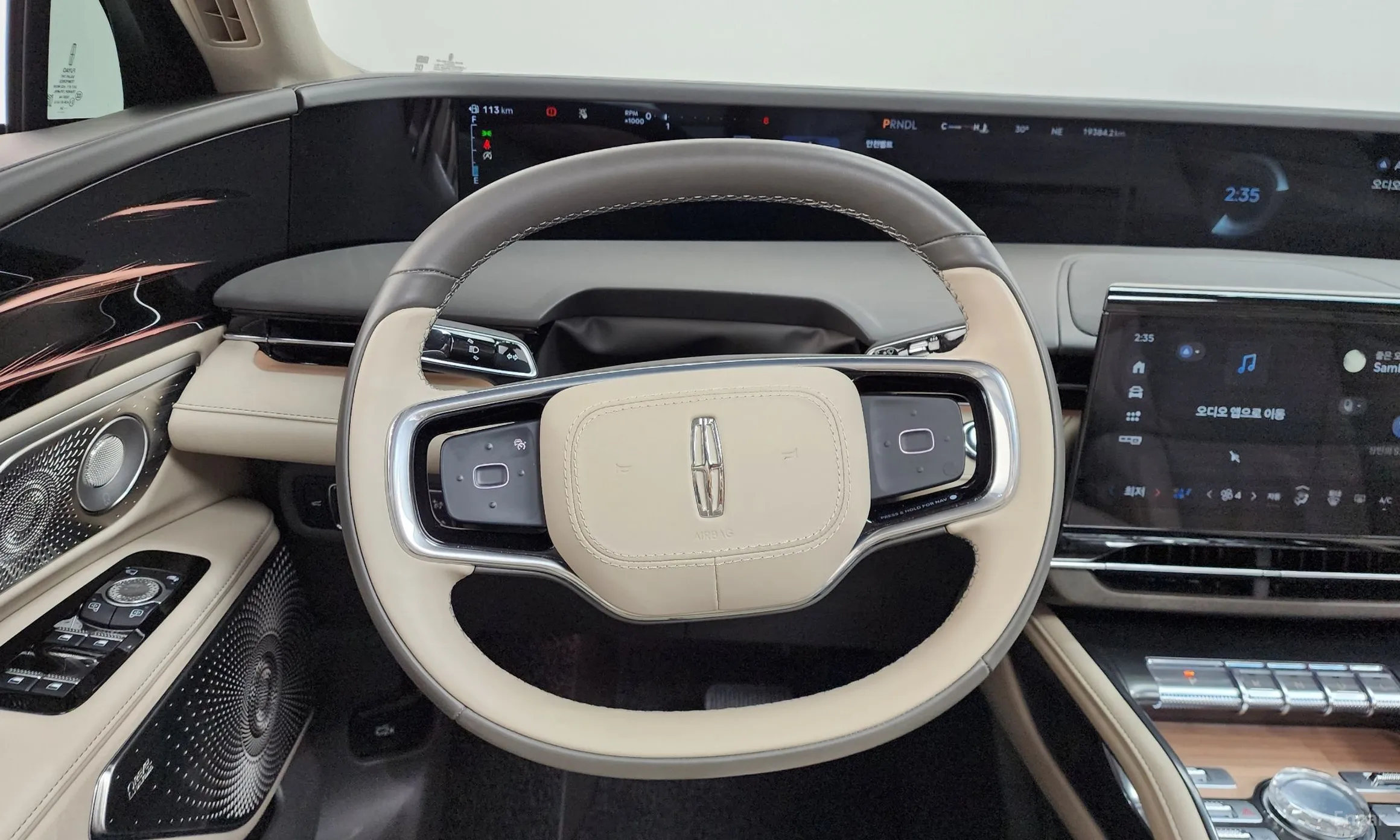 Lincoln Nautilus Gen 2 превью 12