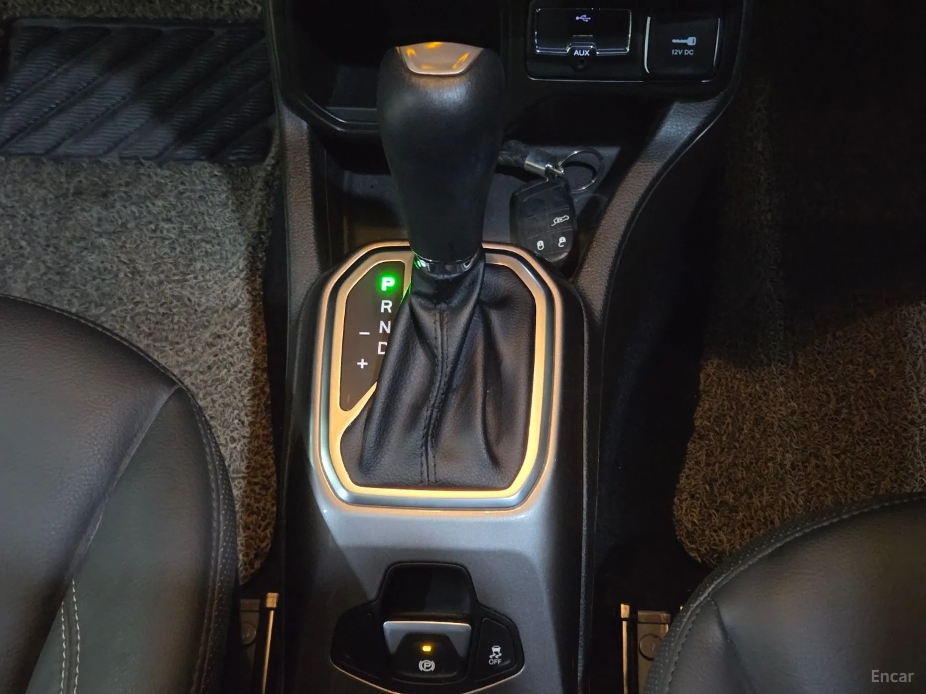 Jeep Renegade превью 13
