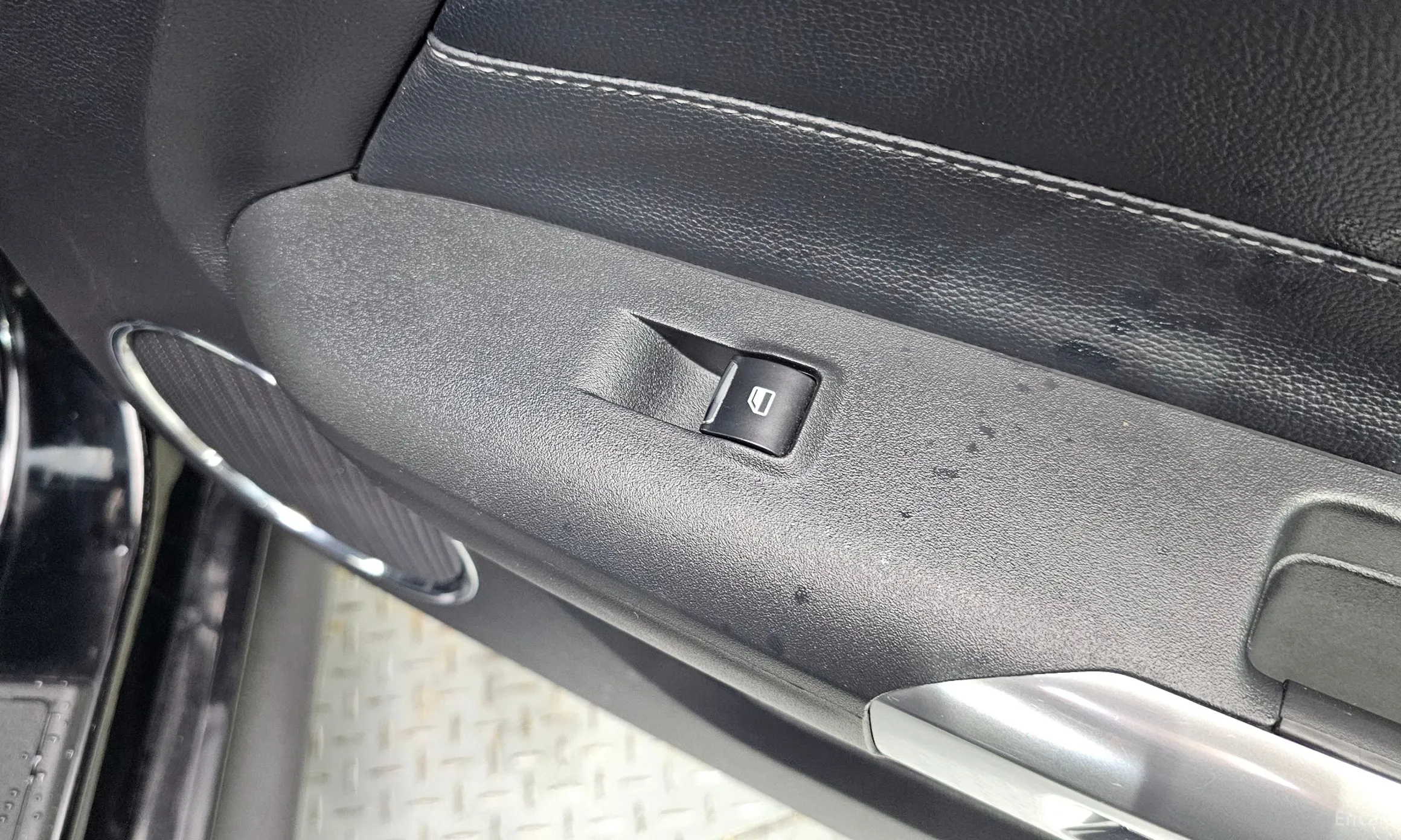 Ford Mustang превью 18