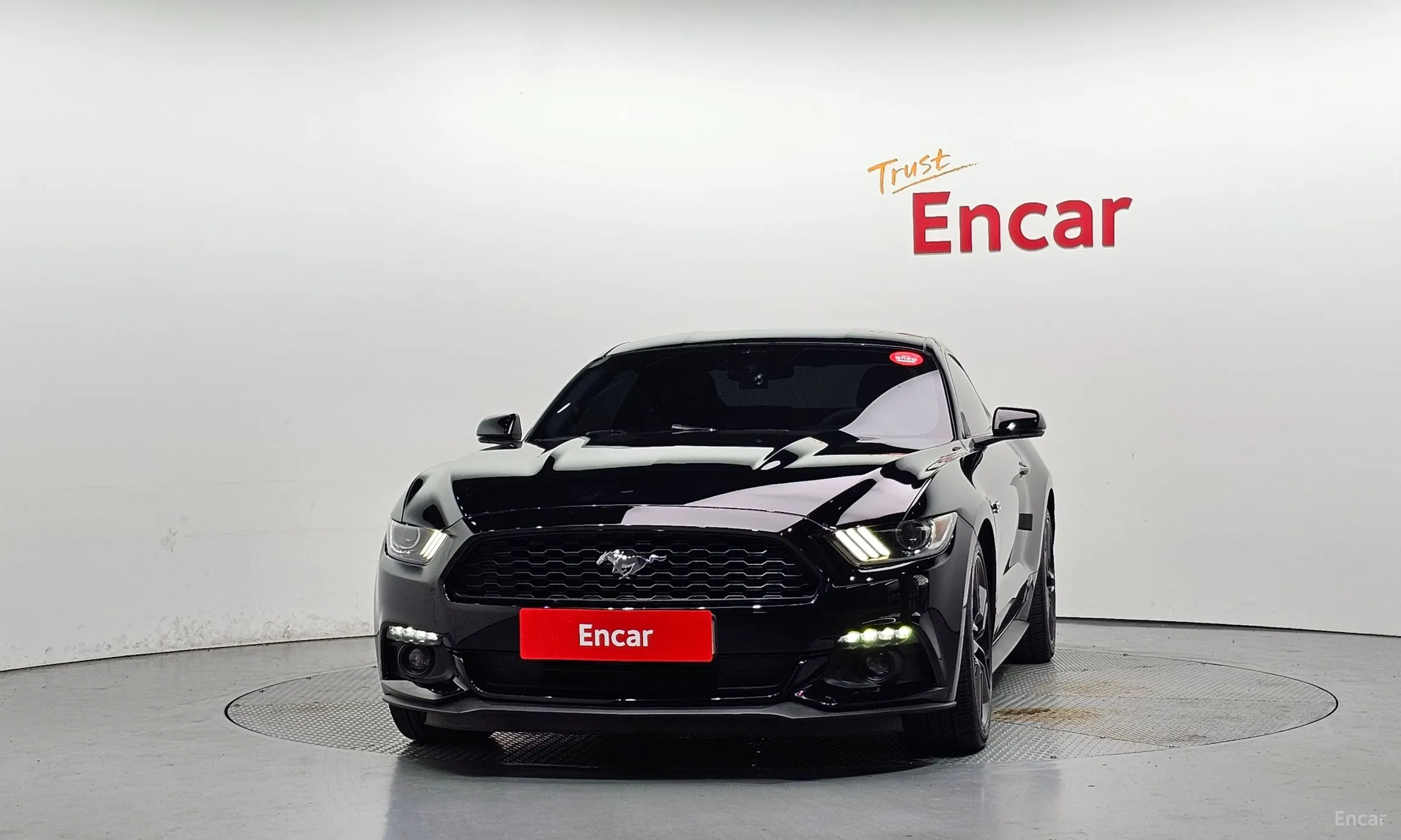 Ford Mustang превью 3