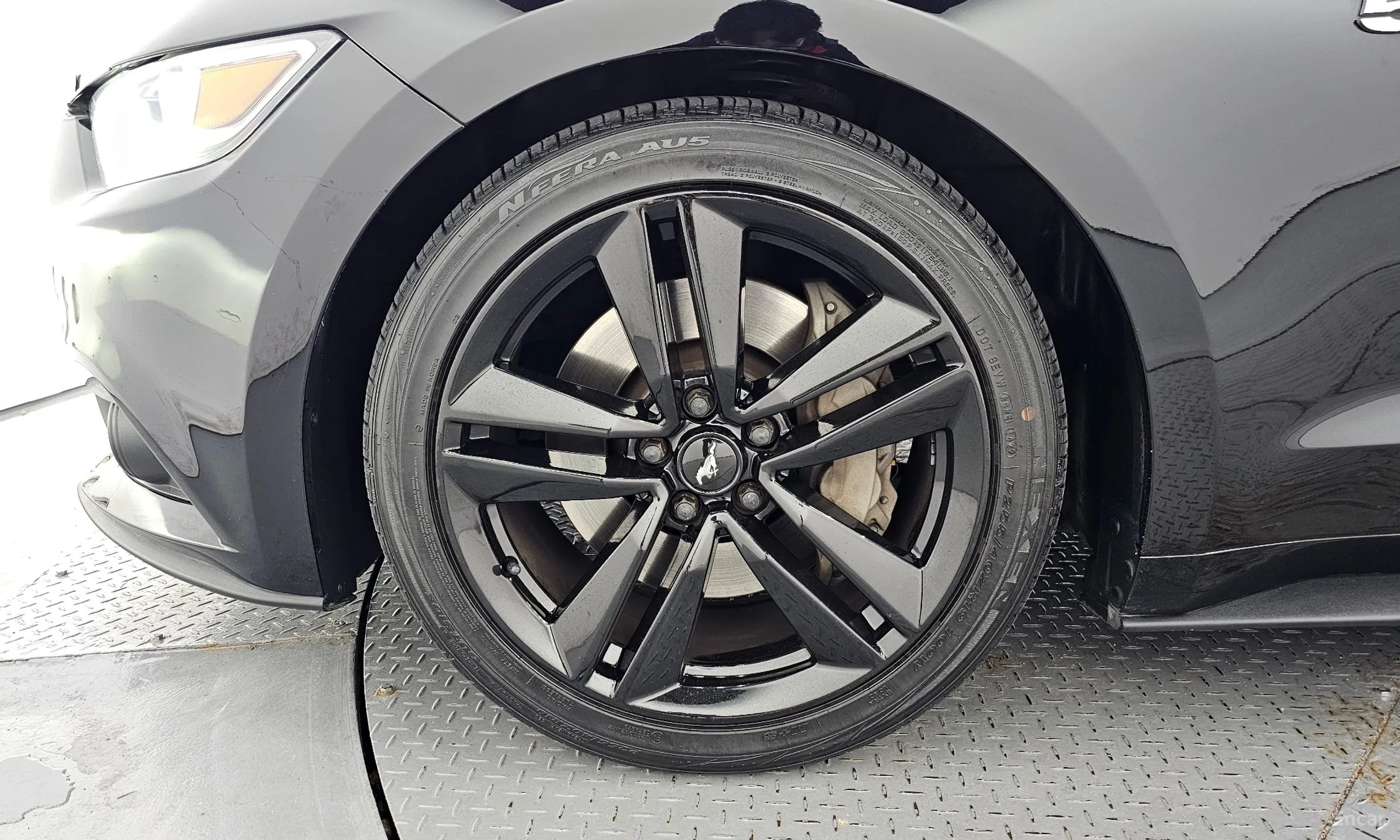 Ford Mustang превью 5