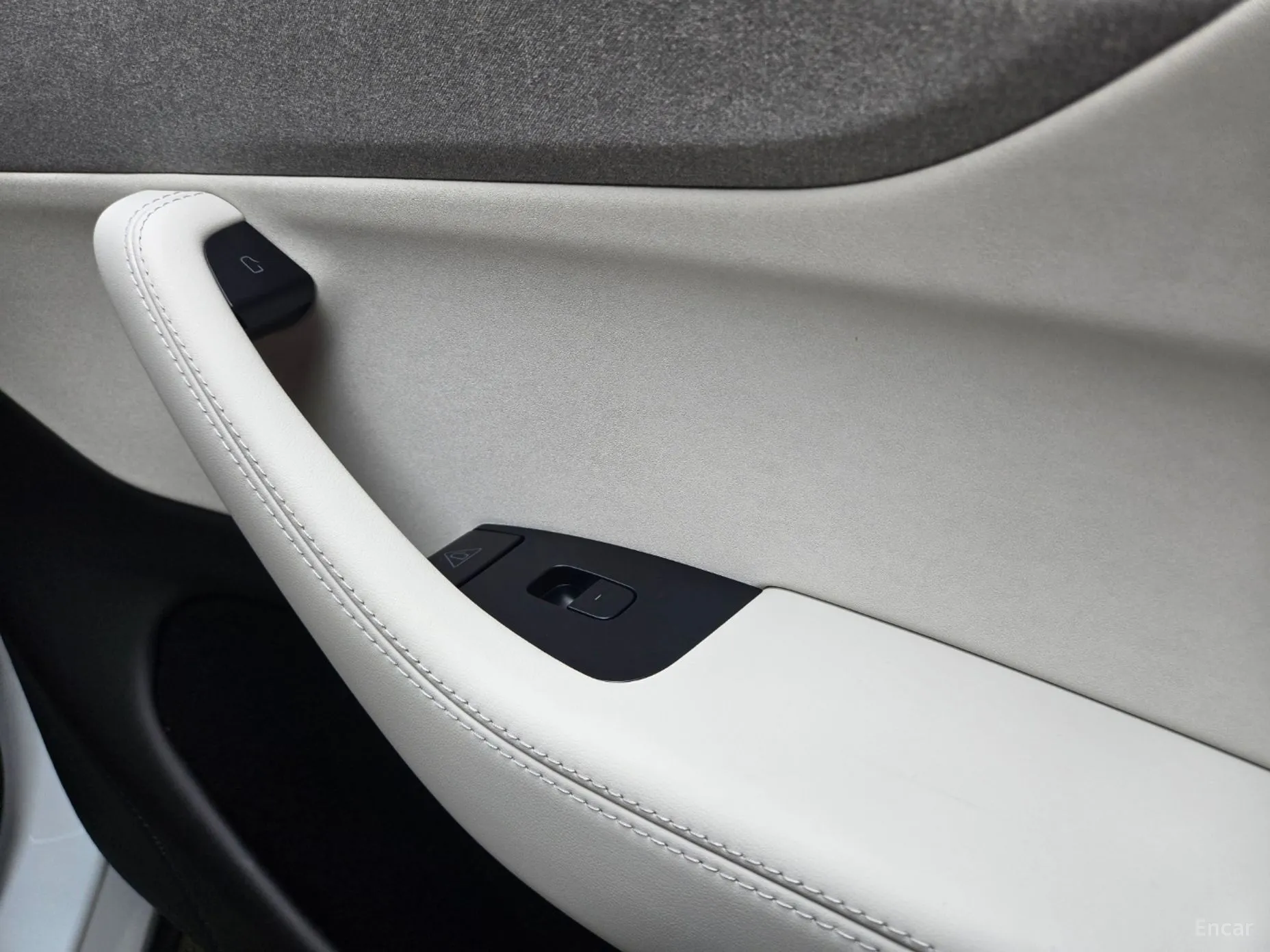 Tesla Model Y превью 12
