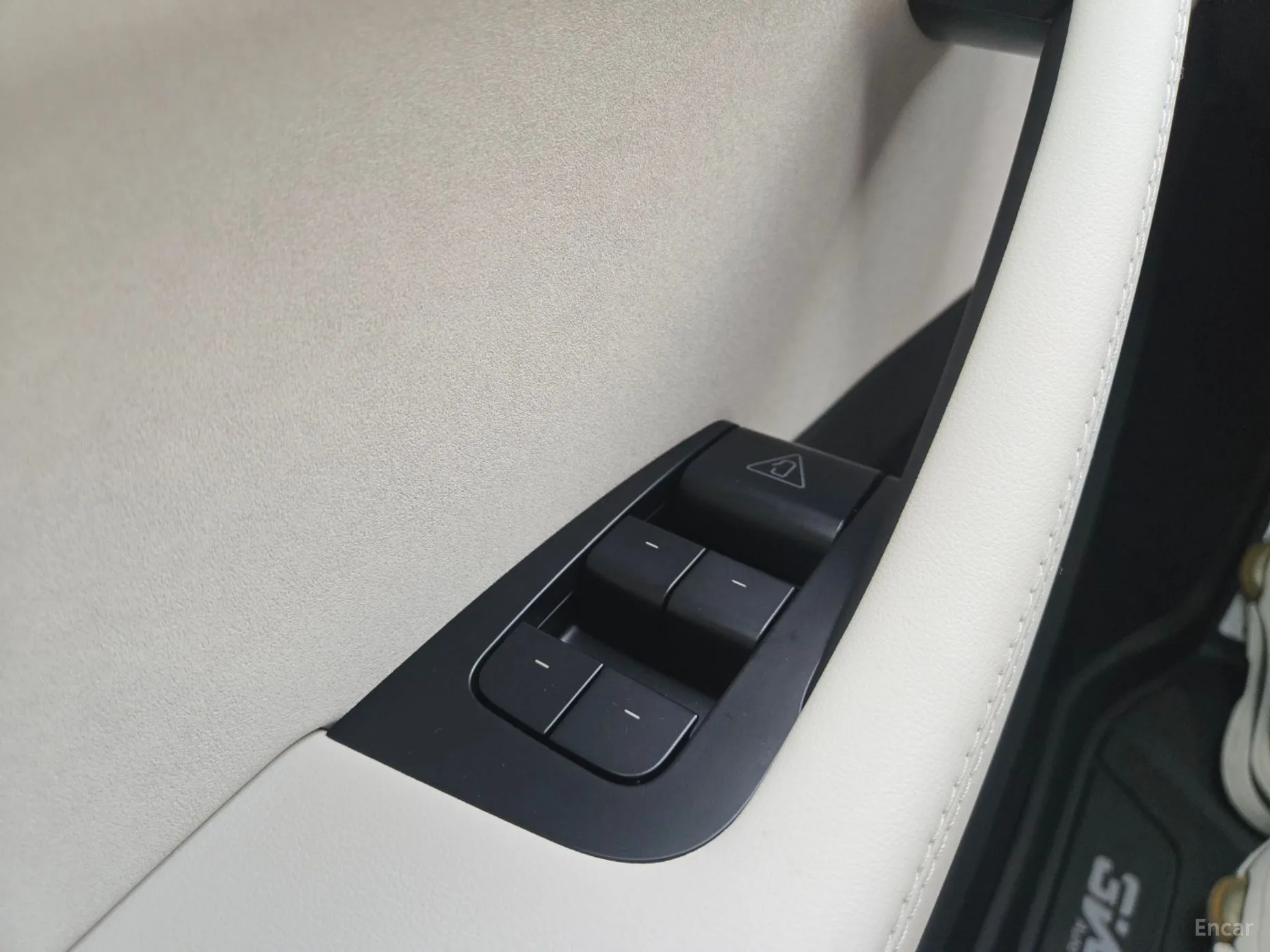 Tesla Model Y превью 13