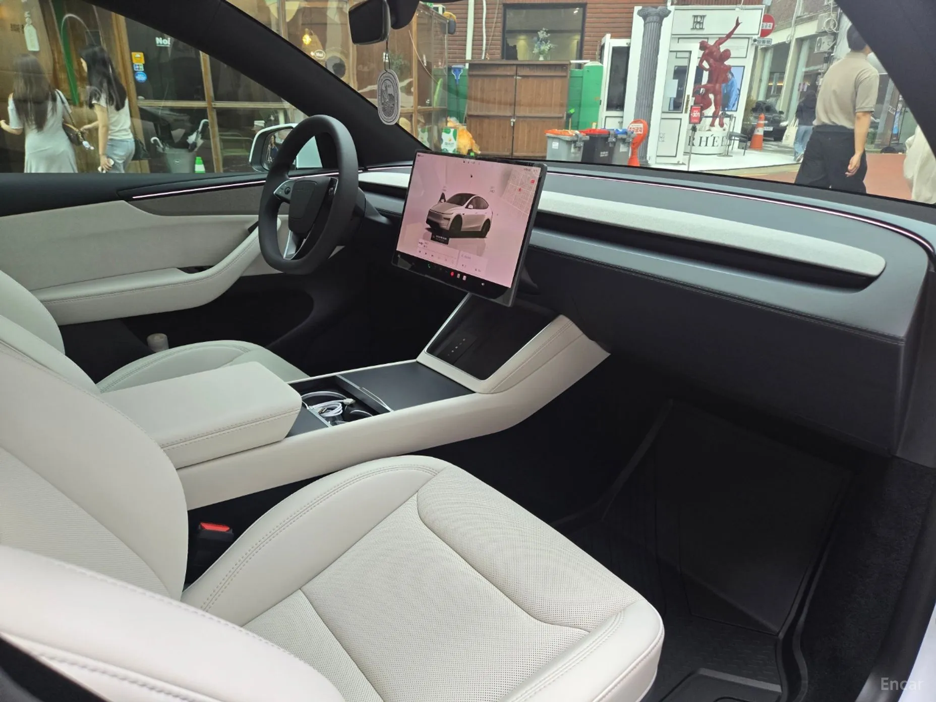 Tesla Model Y превью 7