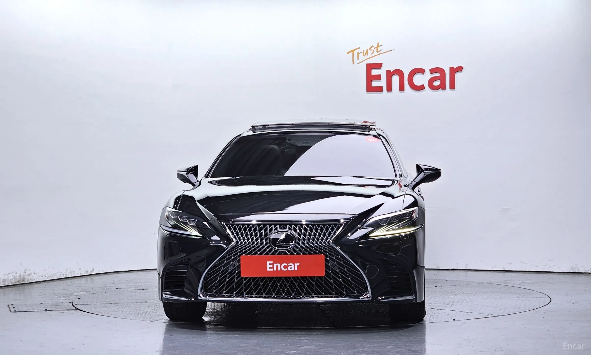 Lexus LS500 5th Generation превью 3