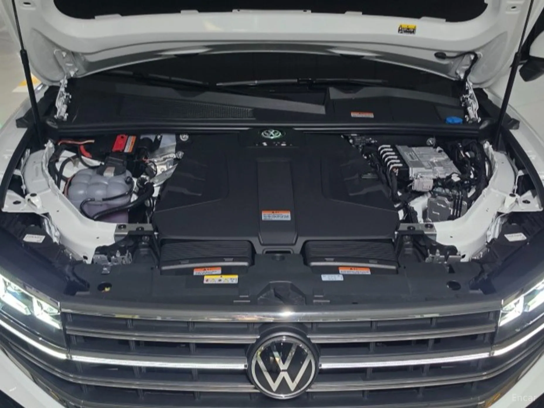 Volkswagen Touareg 3rd Generation превью 6