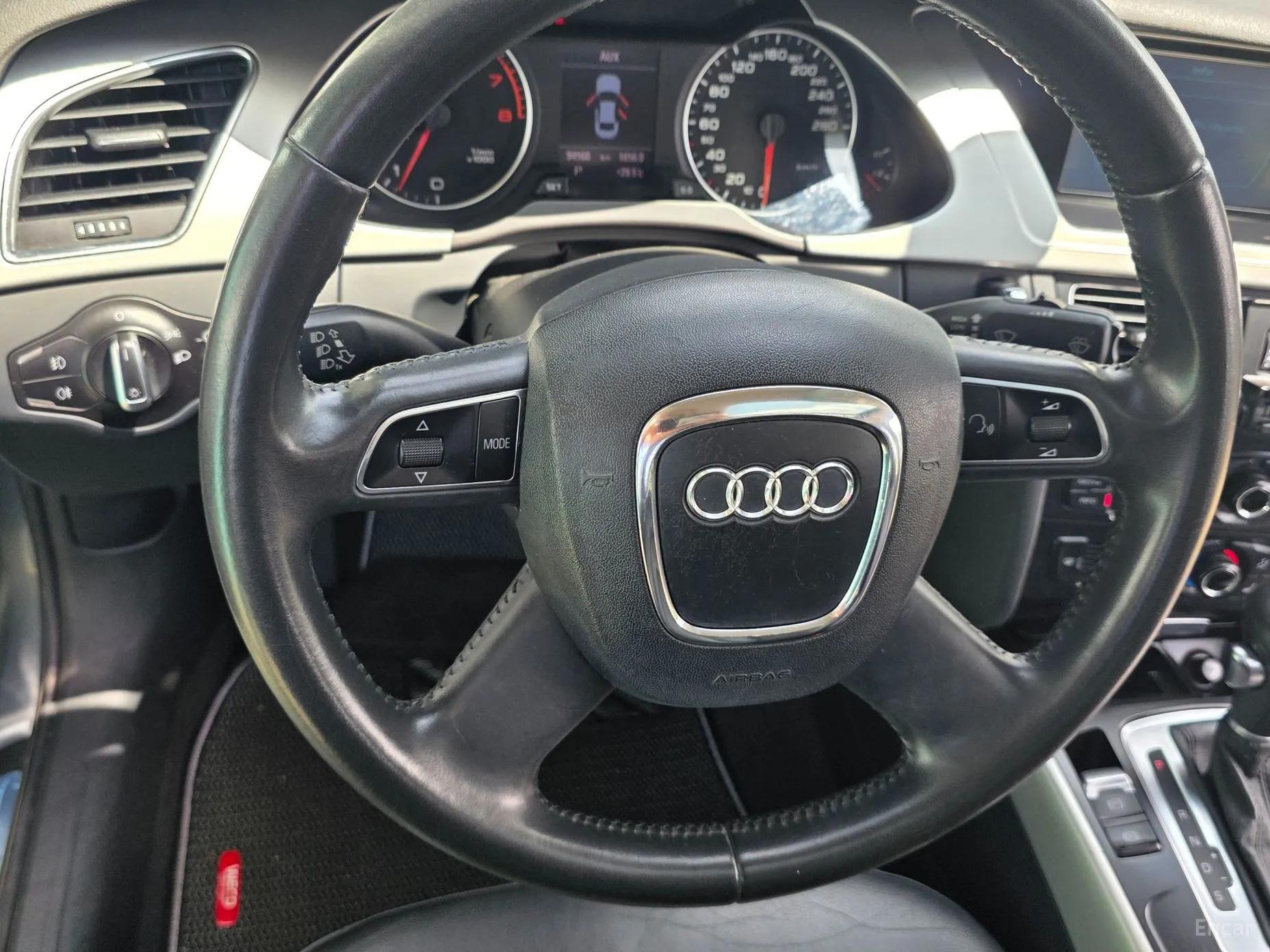 Audi New A4 превью 11