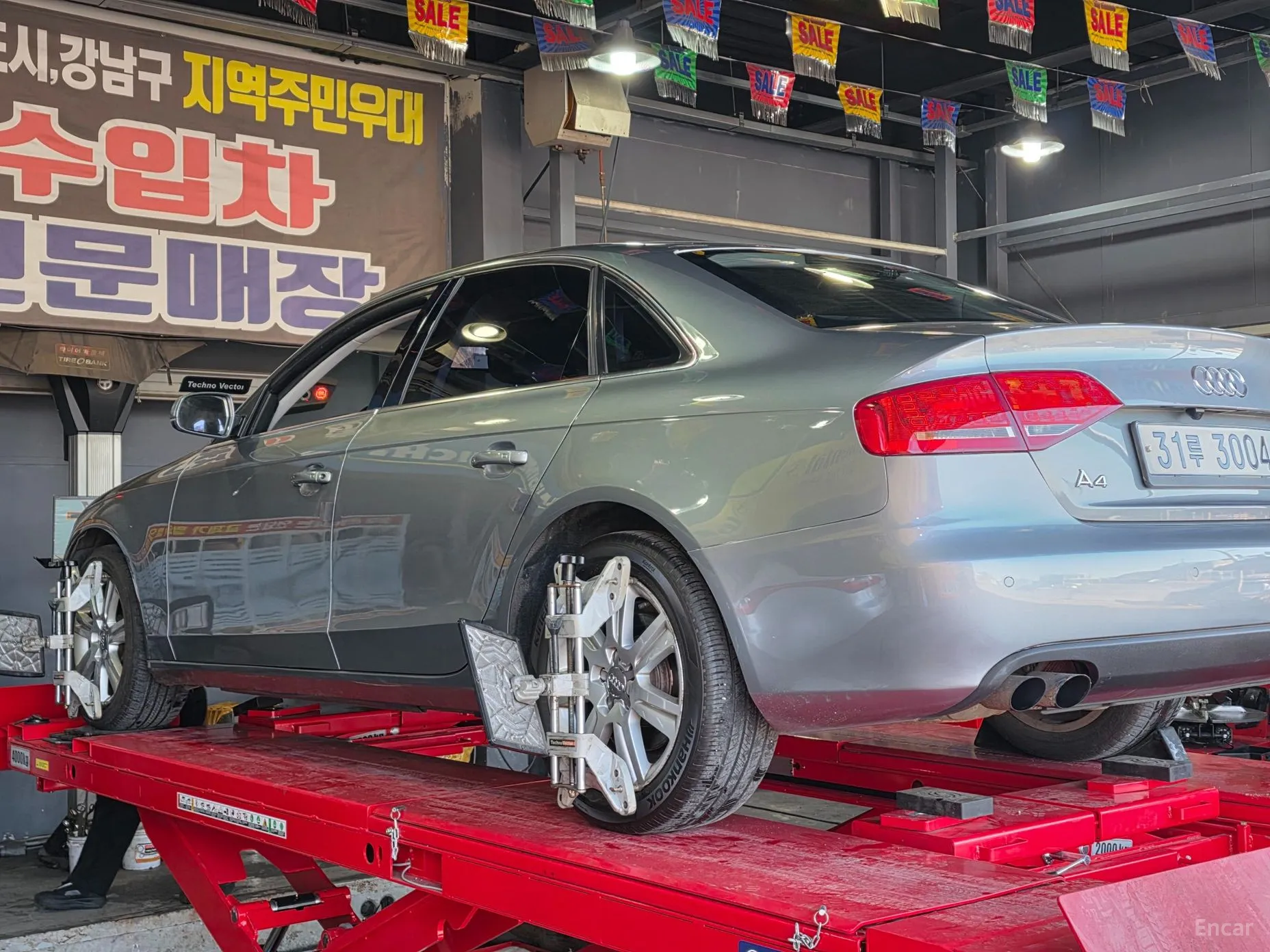 Audi New A4 превью 7
