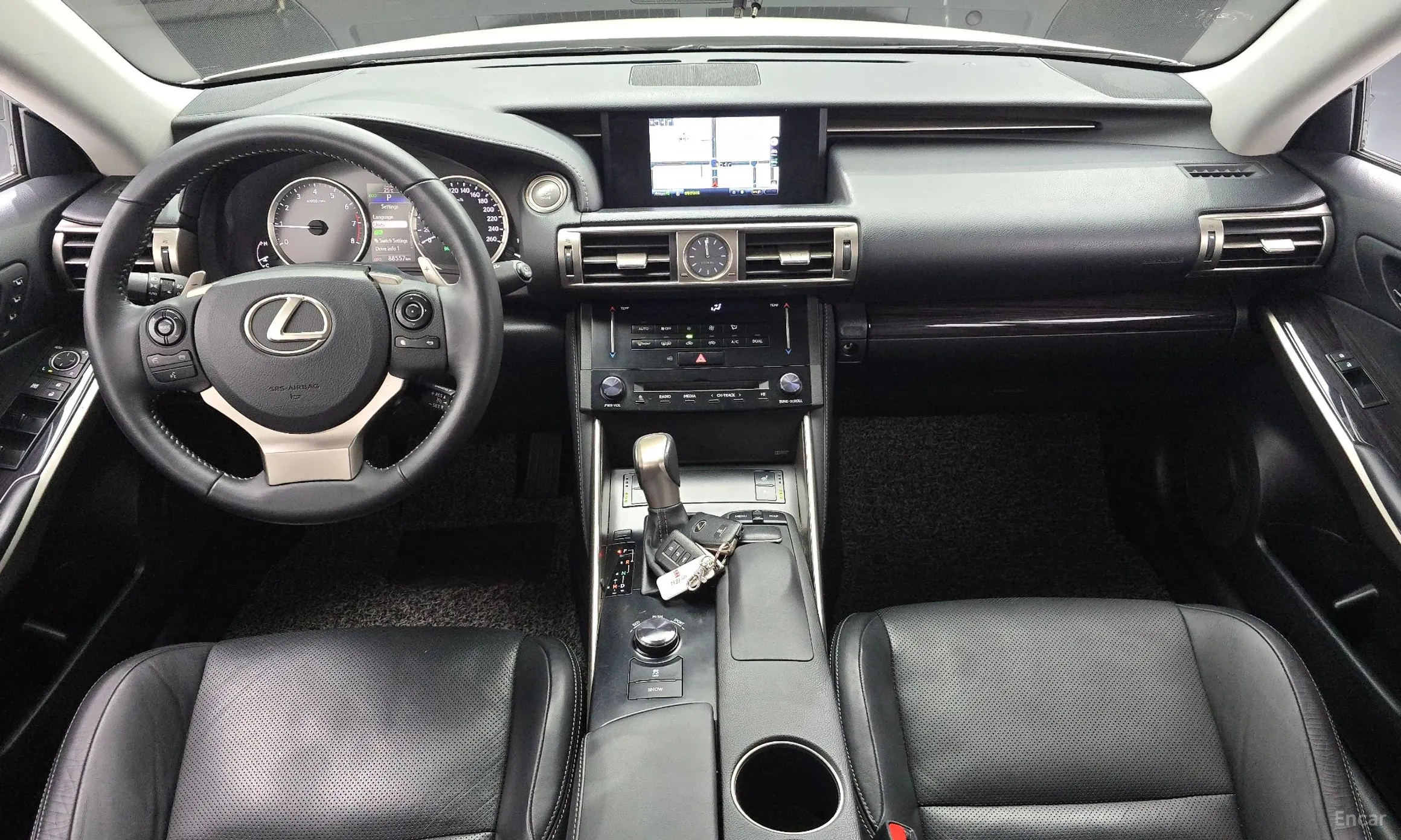 Lexus New IS250 превью 7