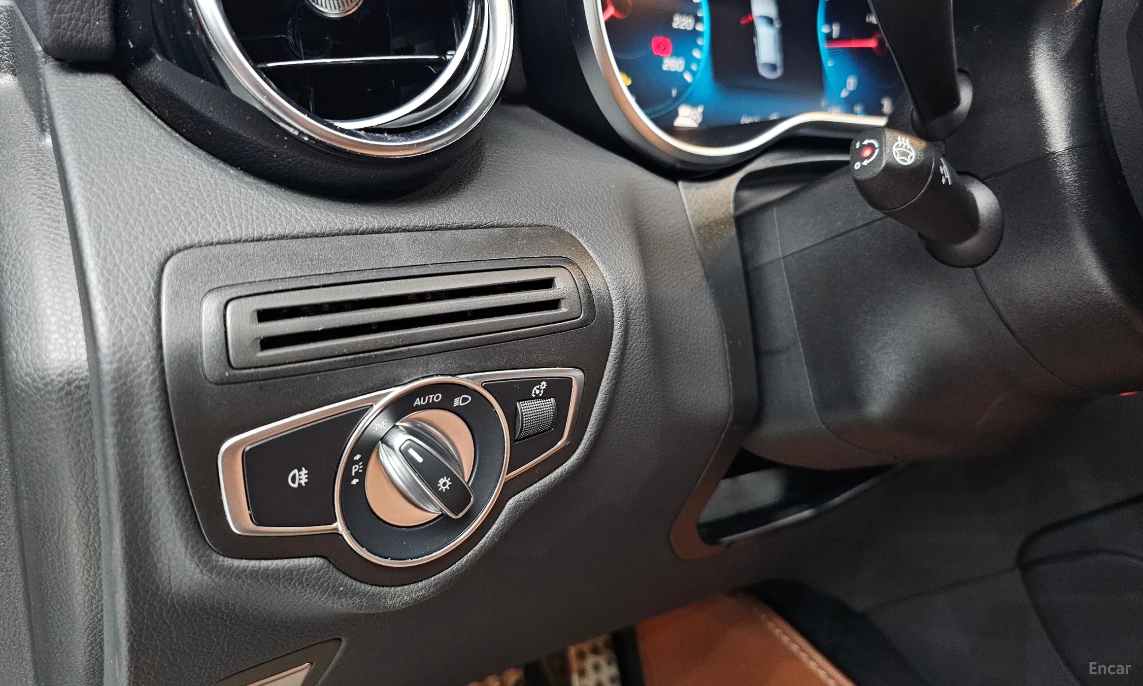 Mercedes Benz GLC-Class X253 превью 14