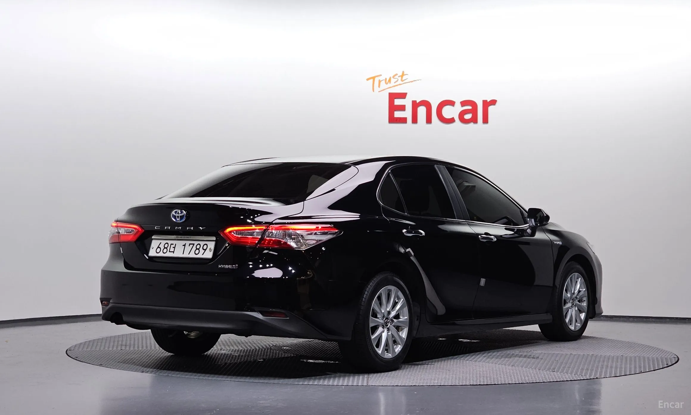 Toyota Camry (XV70) превью 2
