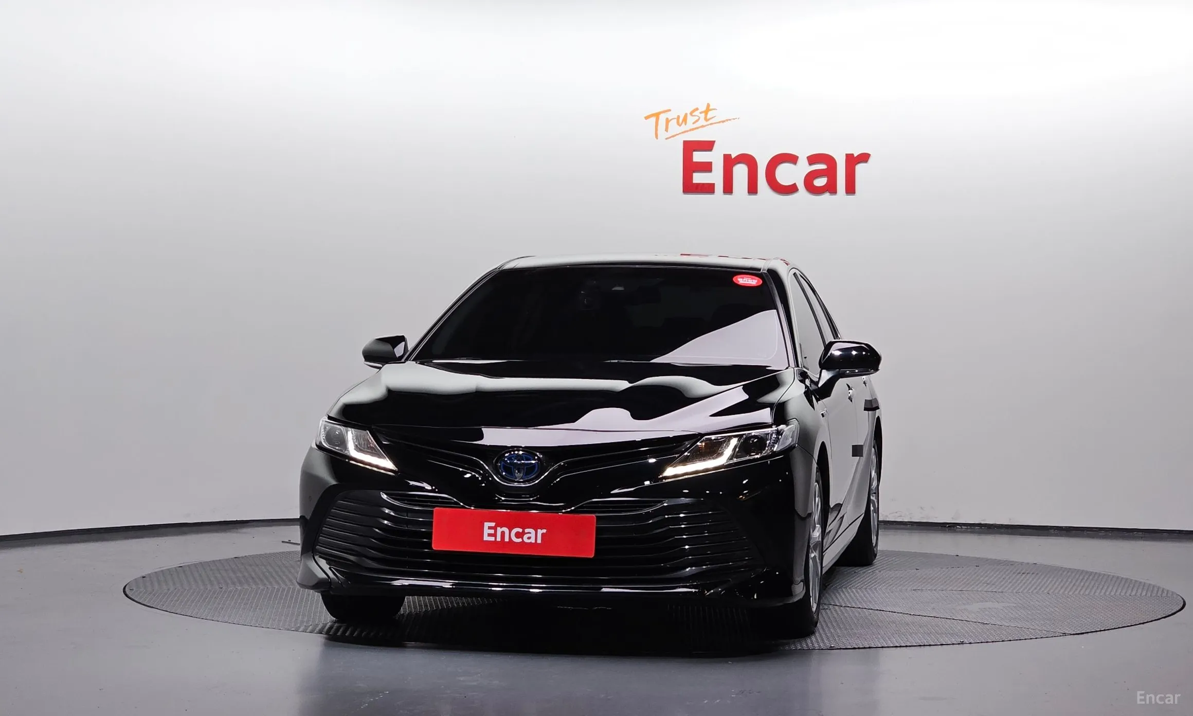 Toyota Camry (XV70) превью 3