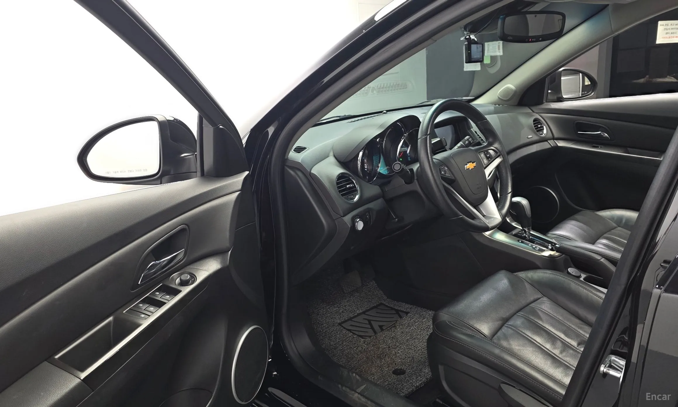Chevrolet (GM Daewoo) Cruze превью 10