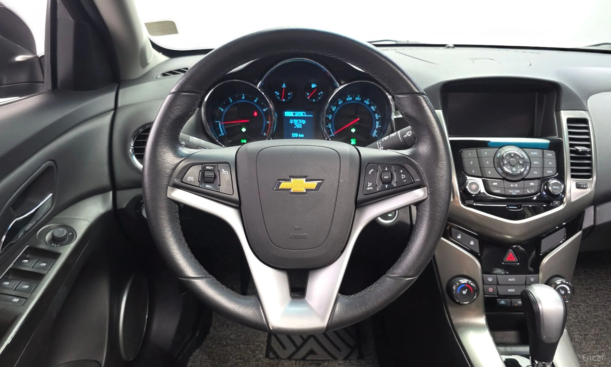Chevrolet (GM Daewoo) Cruze превью 13