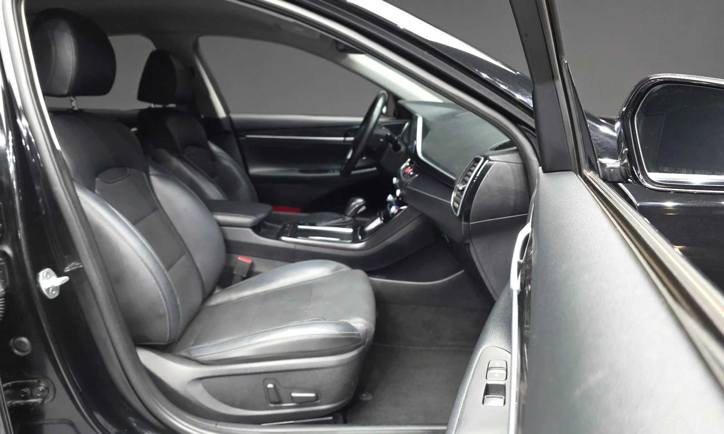 Hyundai Grandeur IG превью 11