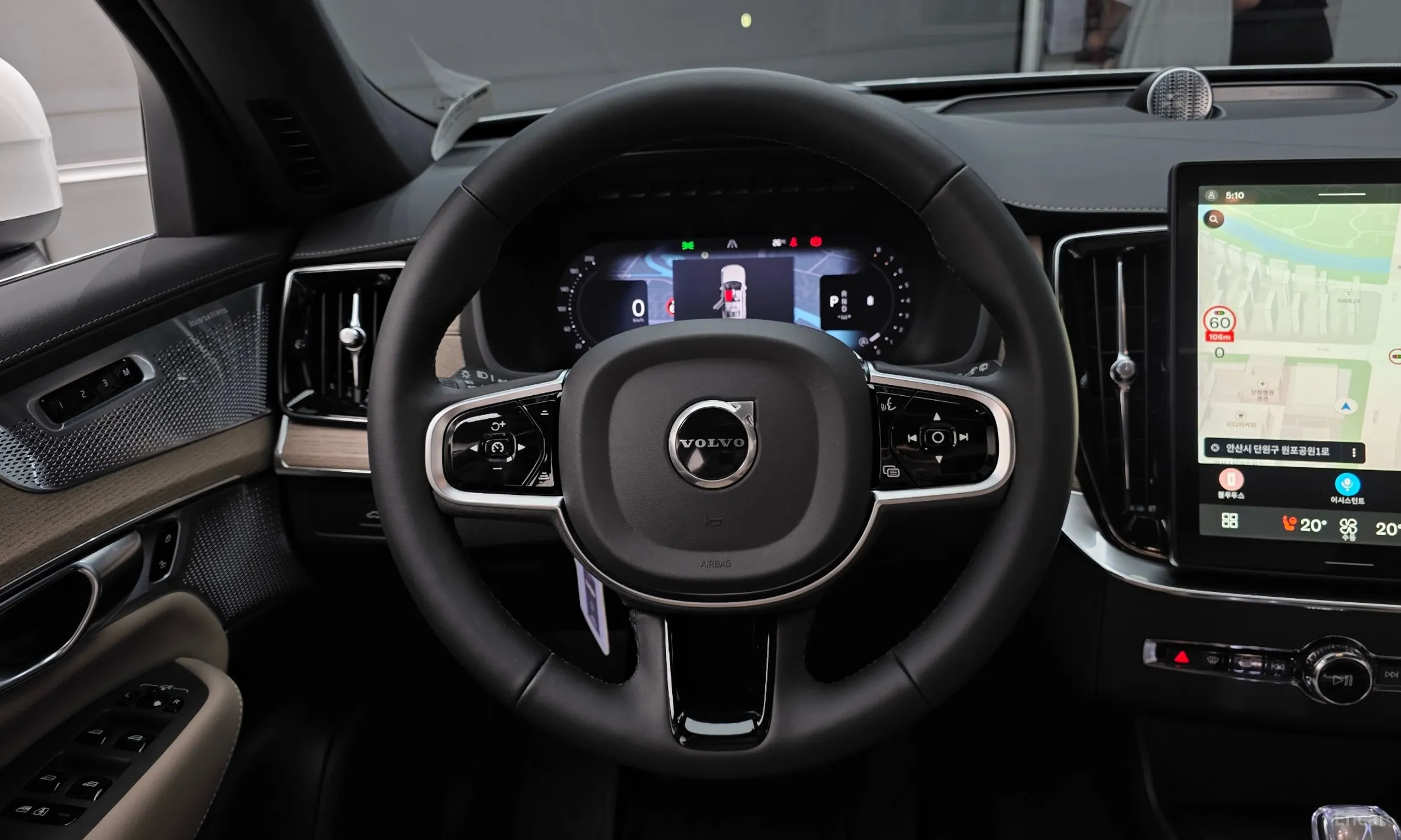 Volvo XC90 Gen 2 превью 15