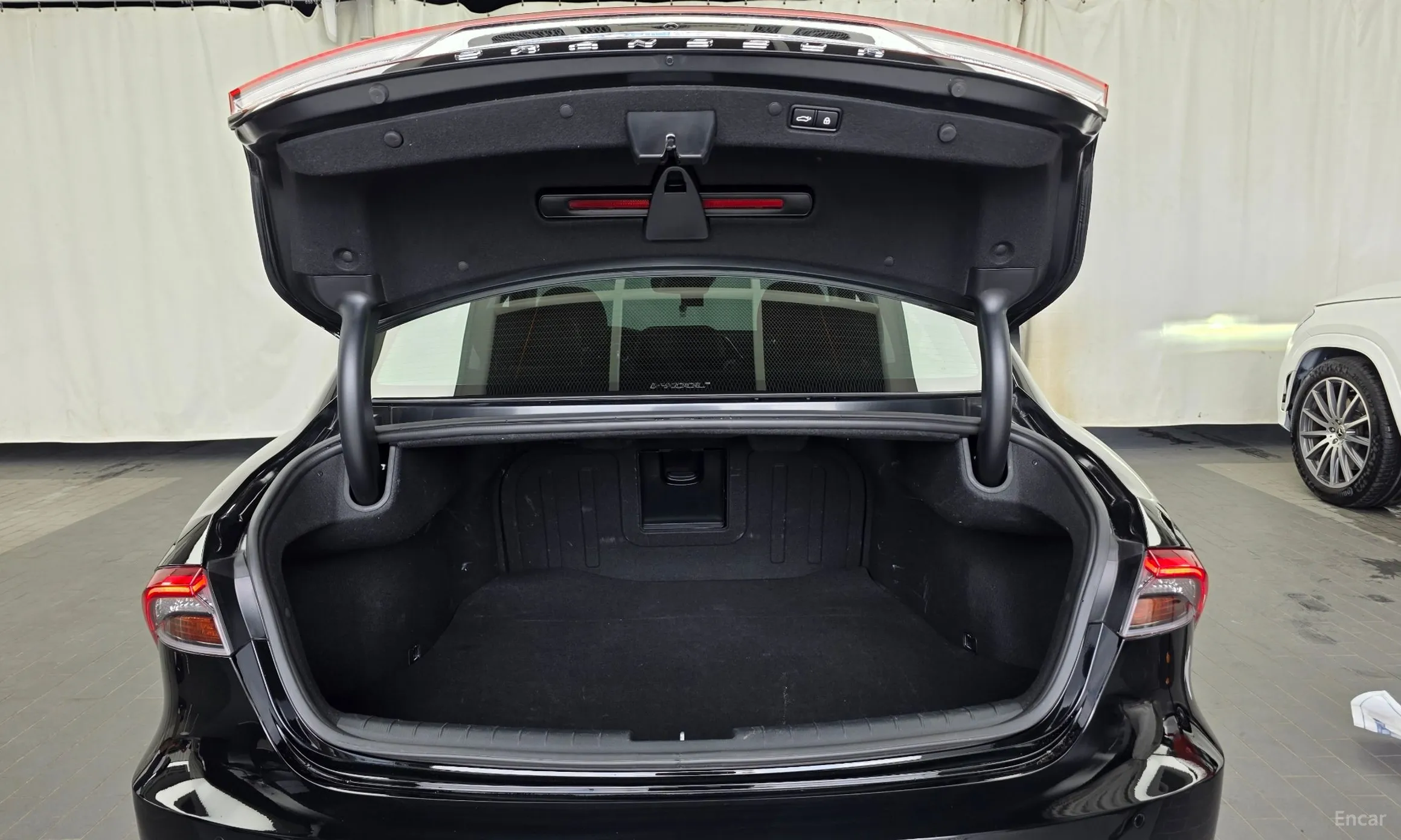 Hyundai Grandeur IG превью 20