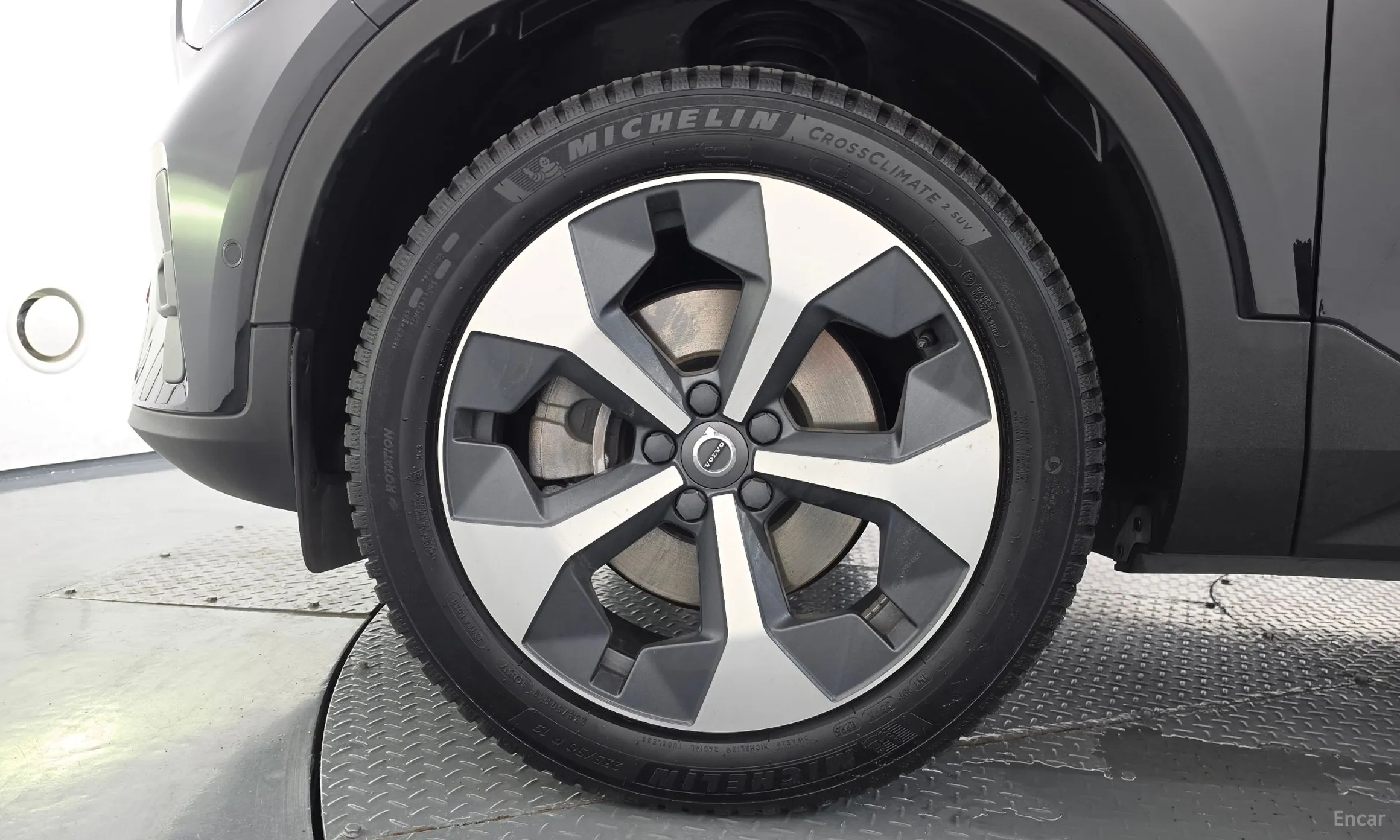 Volvo XC40 превью 5