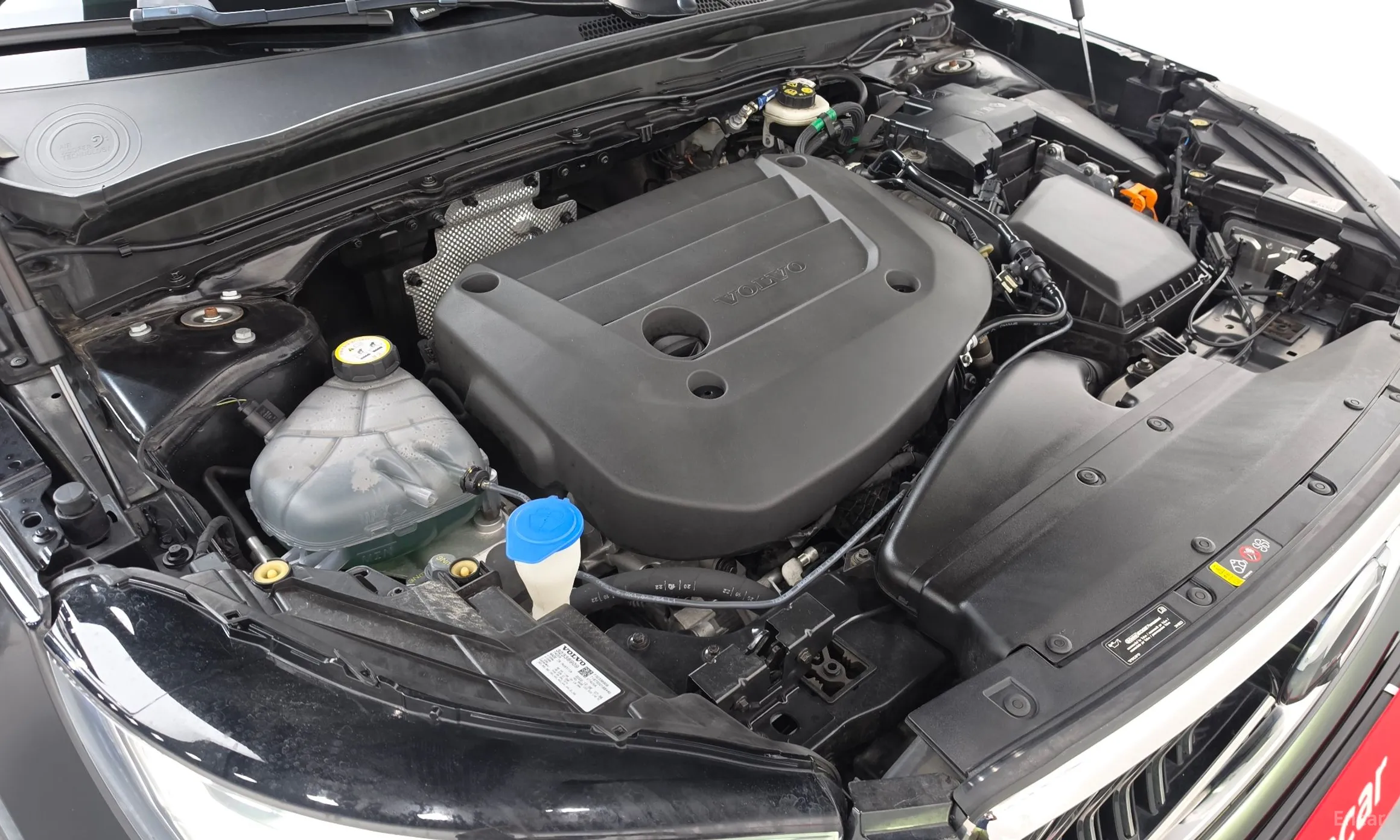 Volvo XC40 превью 6